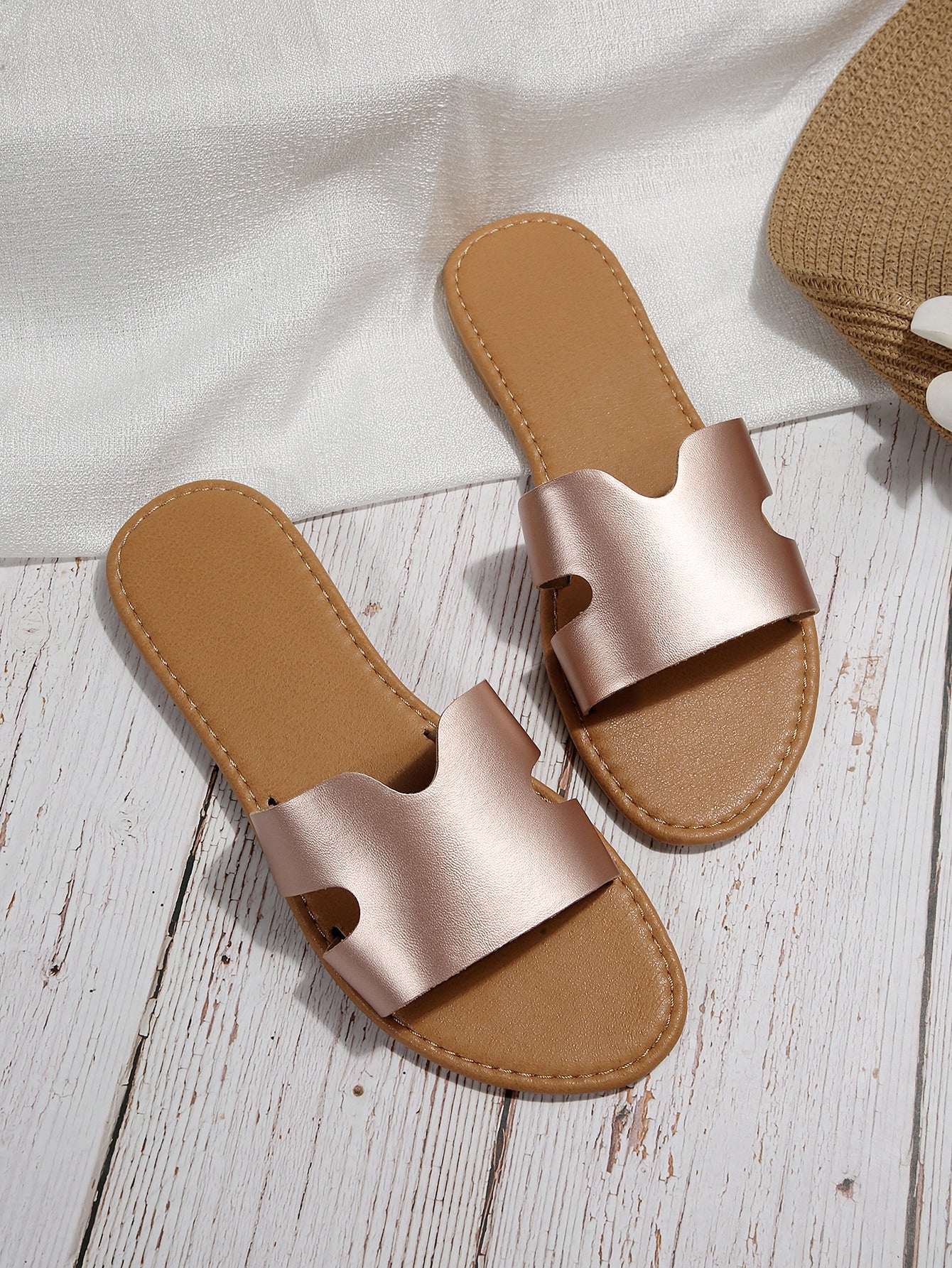 Women Gold Flat Sandals Classic H Open Toe Hollow-Out Slip-On Casual Beach Shoes