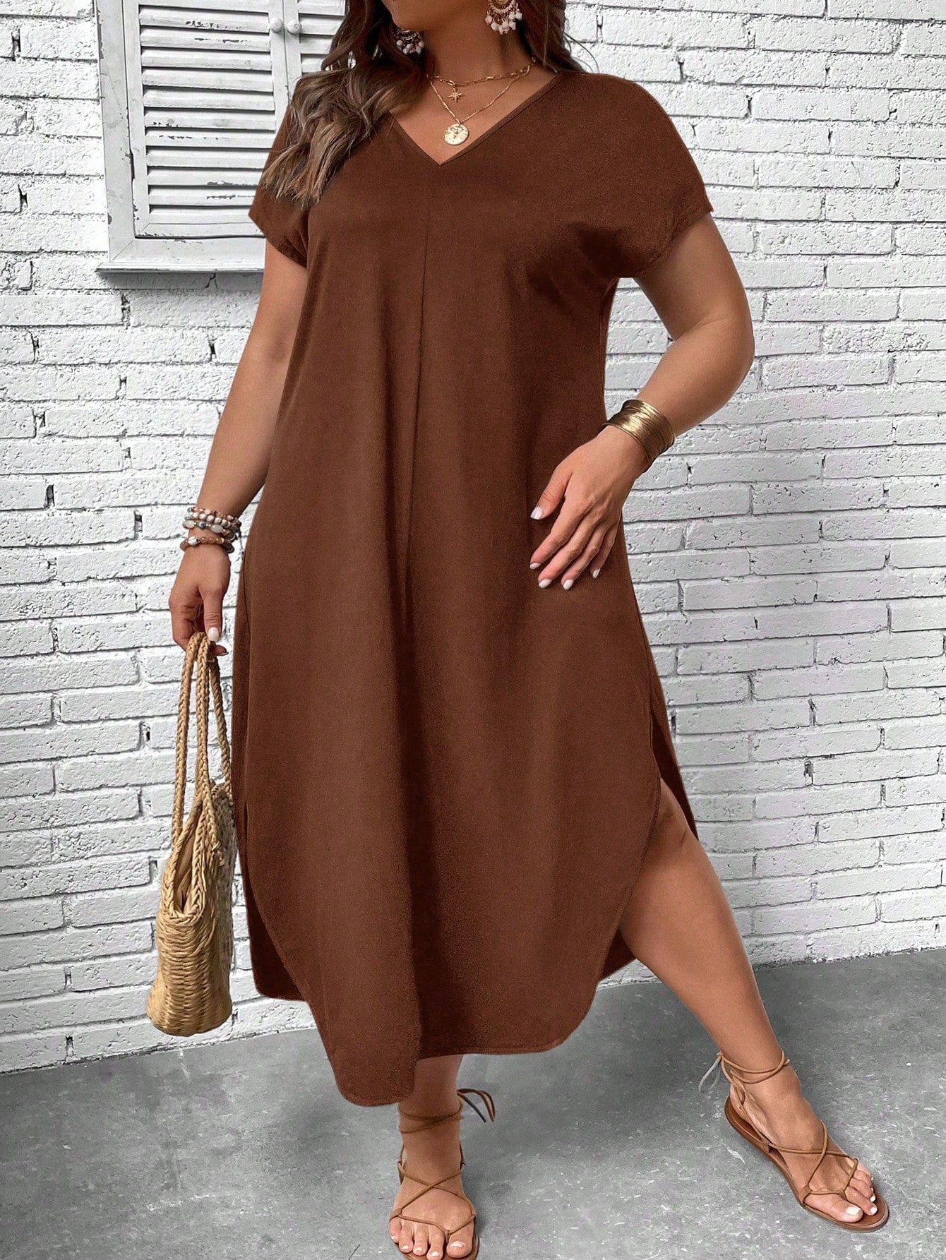 Plus Solid Batwing Sleeve Split Hem Dress