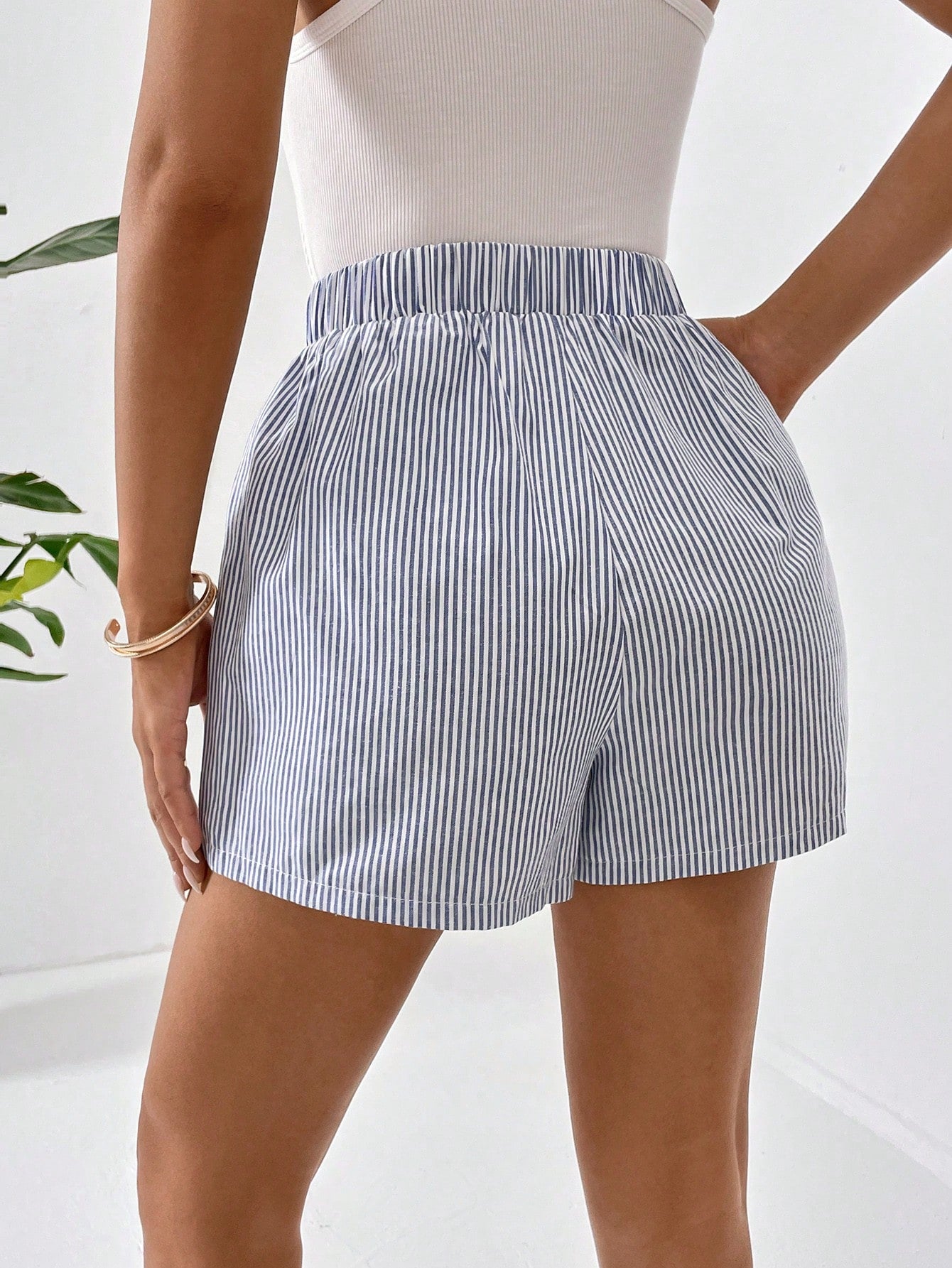 Striped Print Elastic Waist Shorts