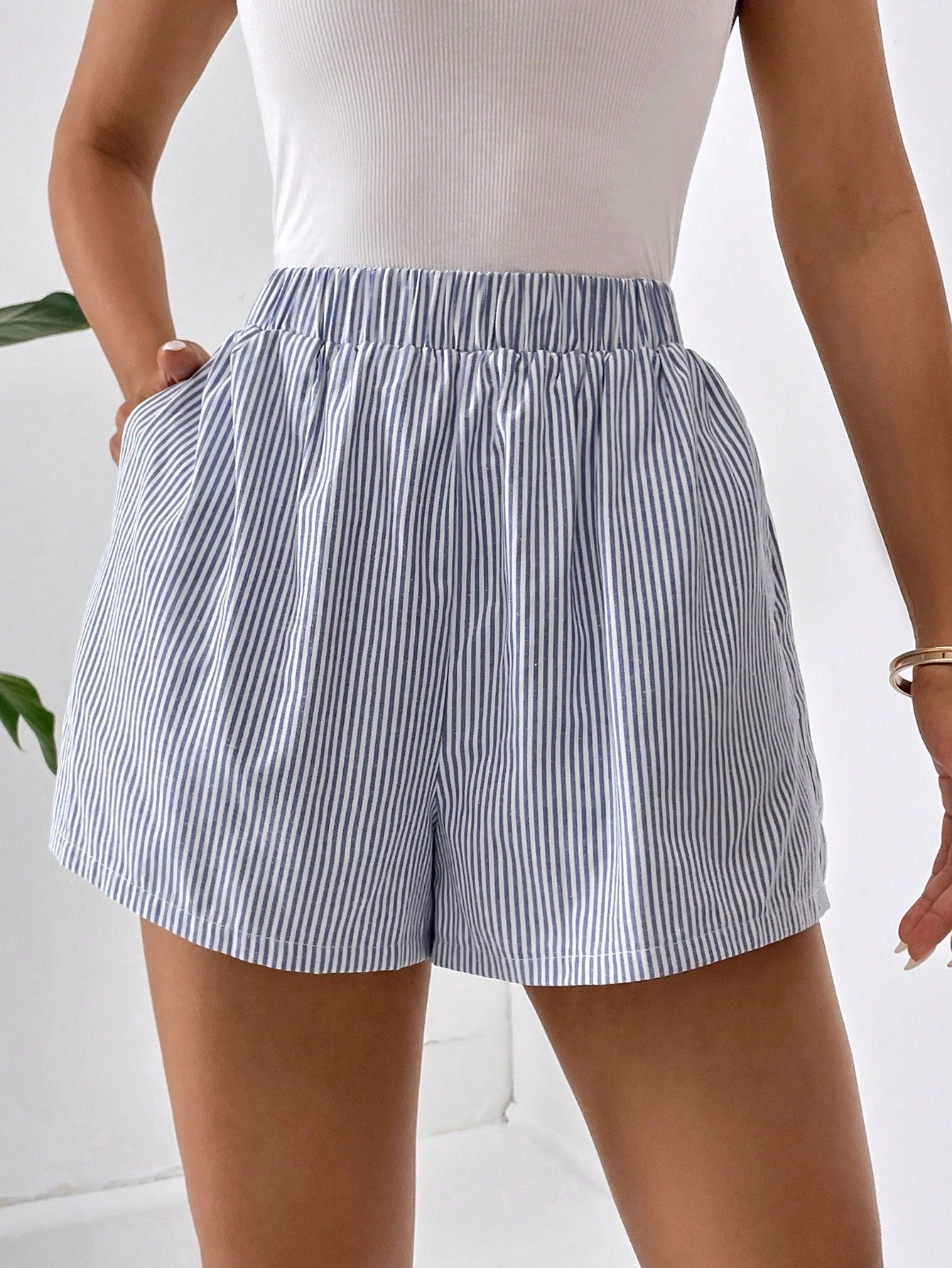 Striped Print Elastic Waist Shorts