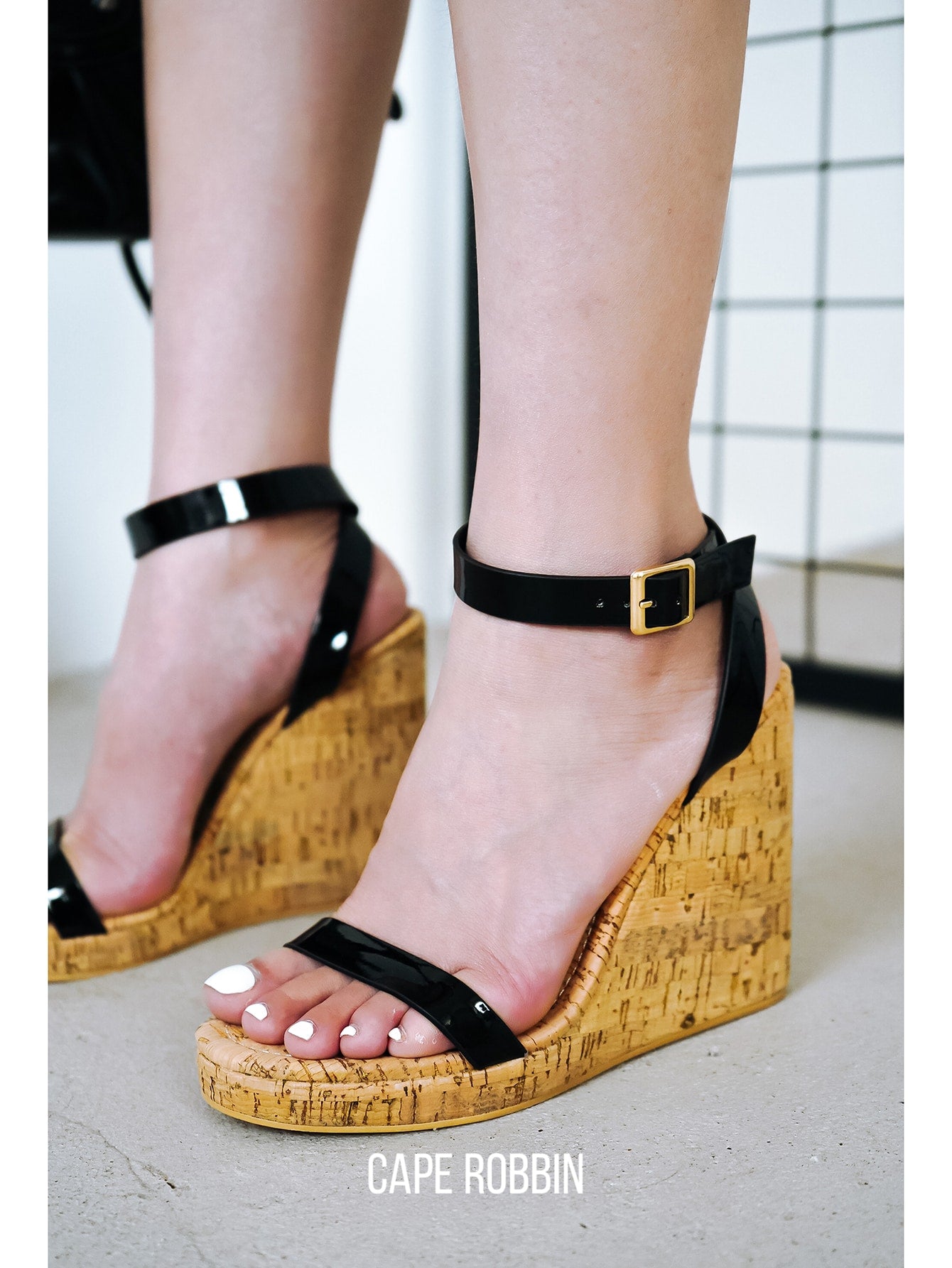 Danyi Buckle Closure Patent Wedge