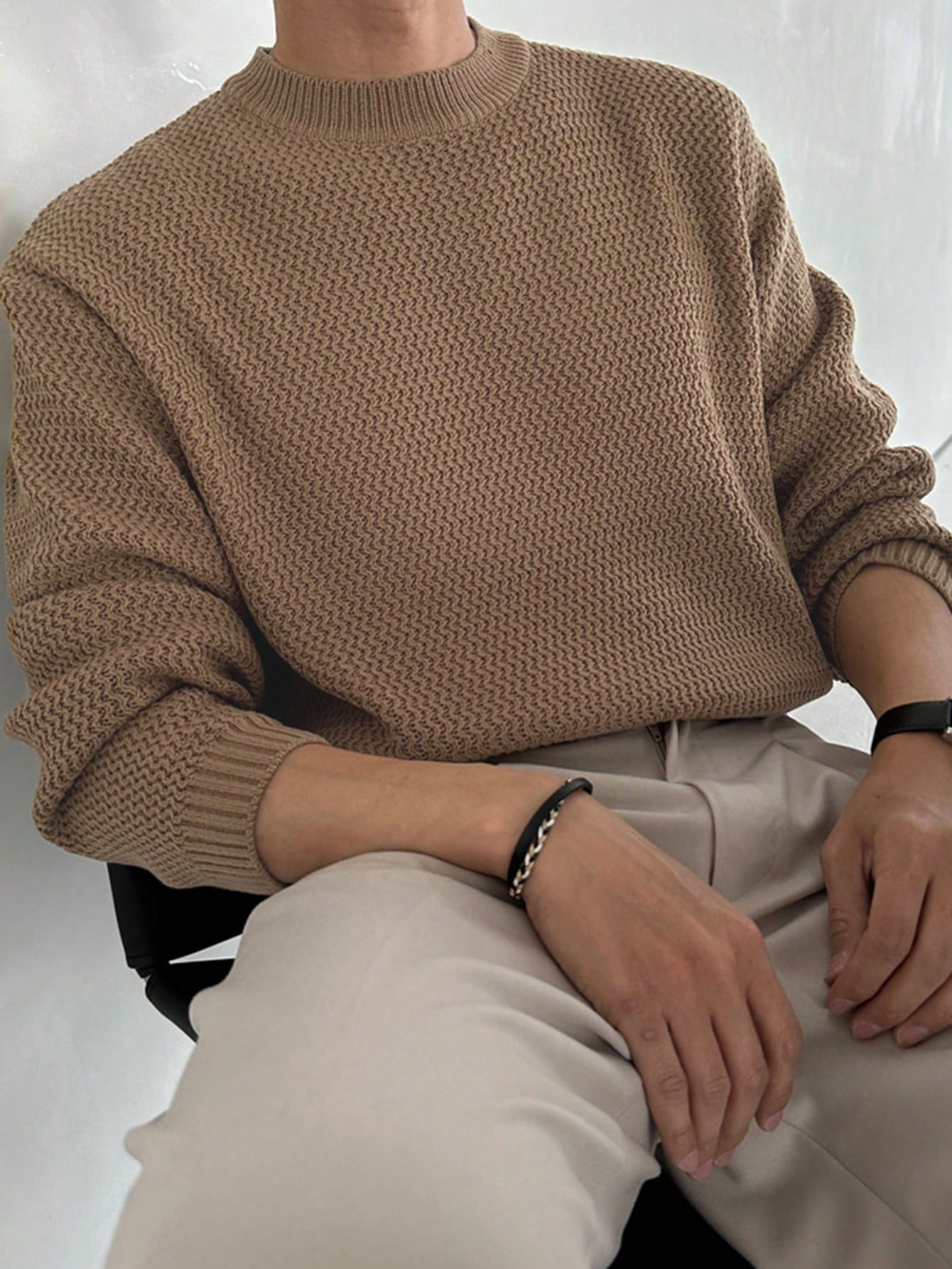 Men Solid Drop Shoulder Sweater