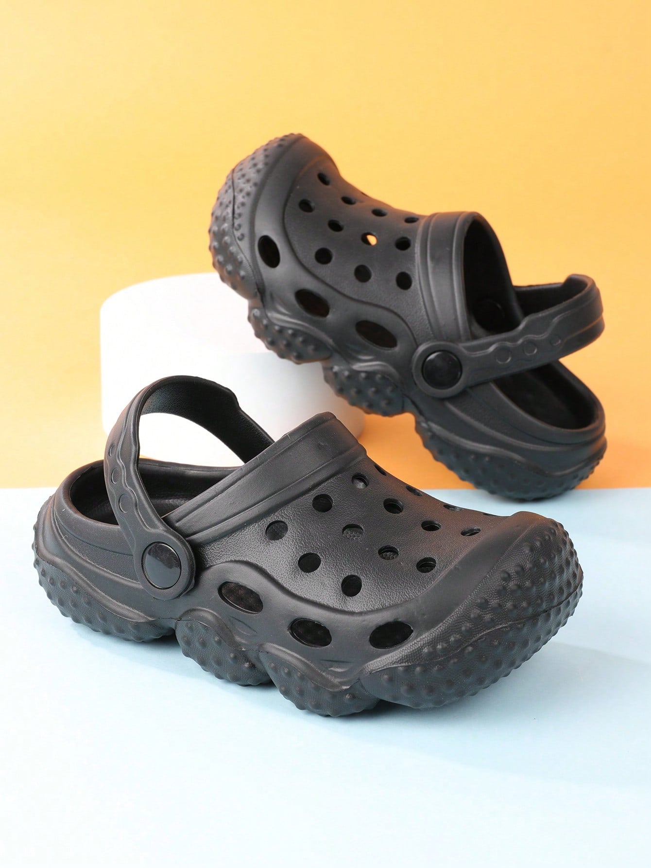 Kids Hollow Out Round Toe EVA Vented Clogs For Outdoor