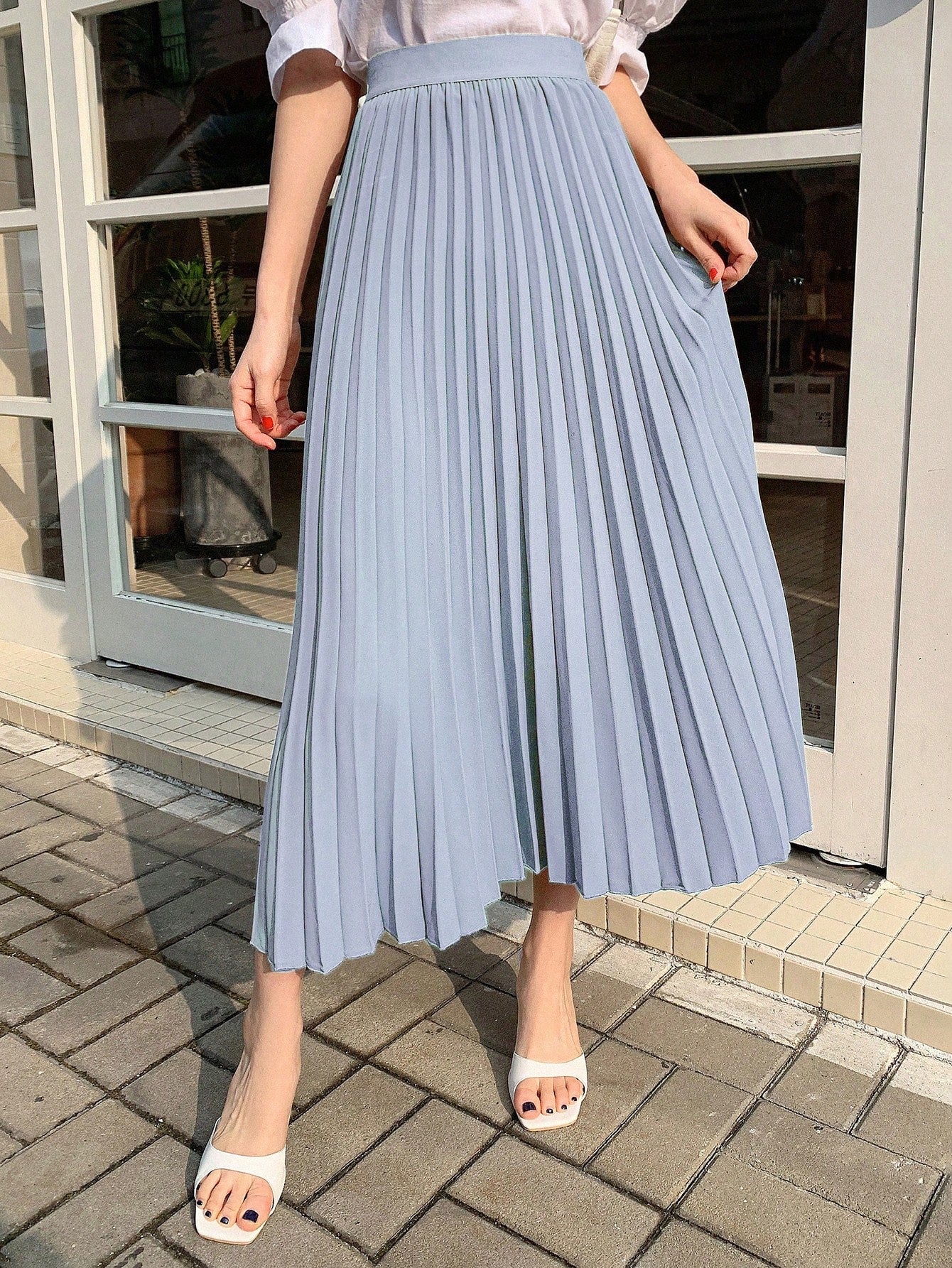 DAZY Solid Color High Waisted Pleated Skirt