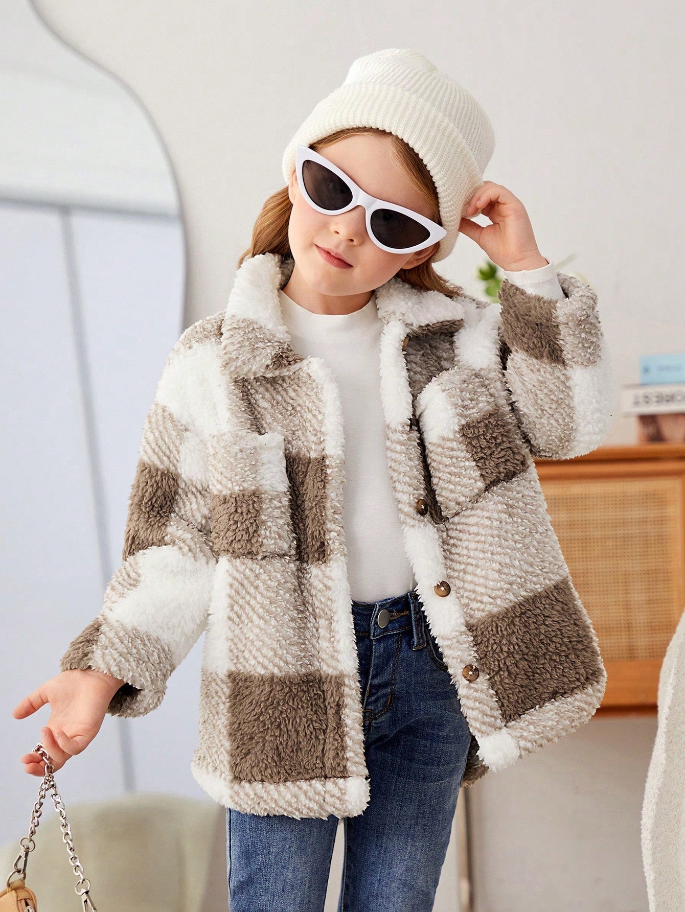 Young Girl Casual Loose Fit Turn-down Collar Plaid Fleece Long Sleeve Jacket