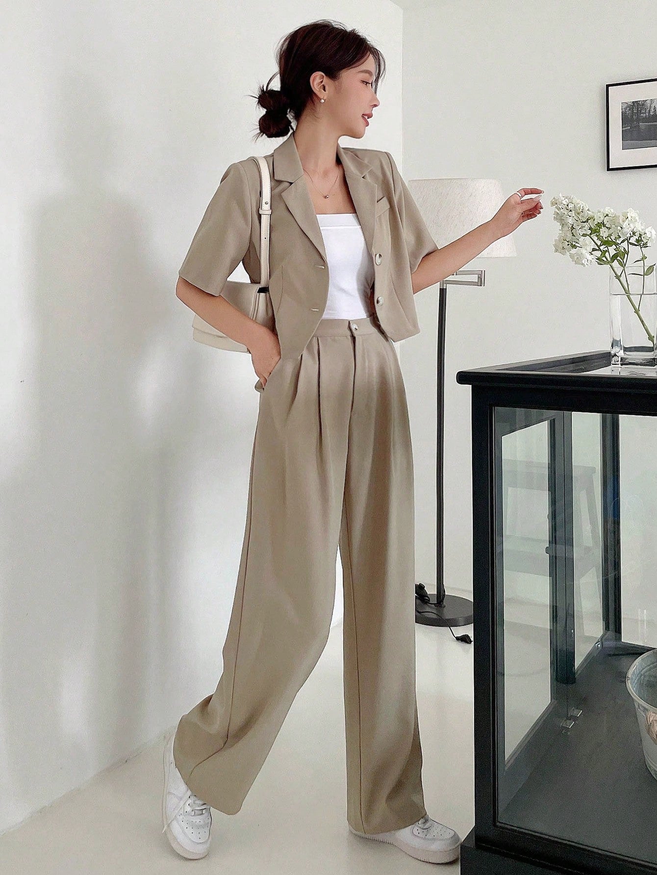 Ladies Solid Color Single Breasted Short Sleeve Blazer And Pocketed Long Pants Suit