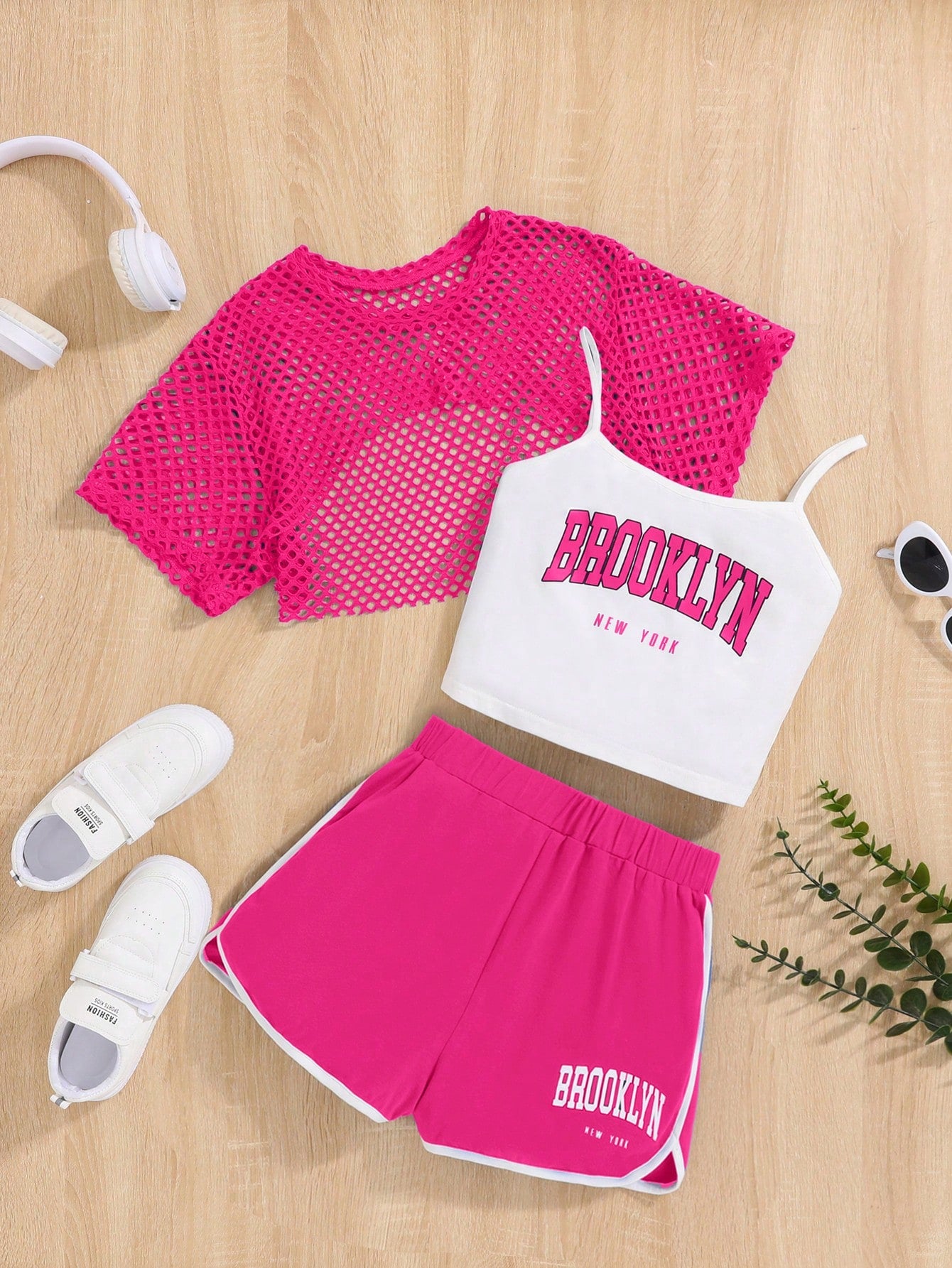 Teen Girl Letter Graphic Cami Top & Shorts & Mesh Top