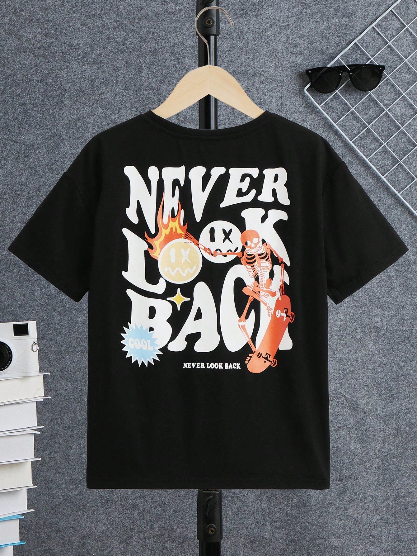 Tween Boy Slogan & Cartoon Face Print Drop Shoulder Tee