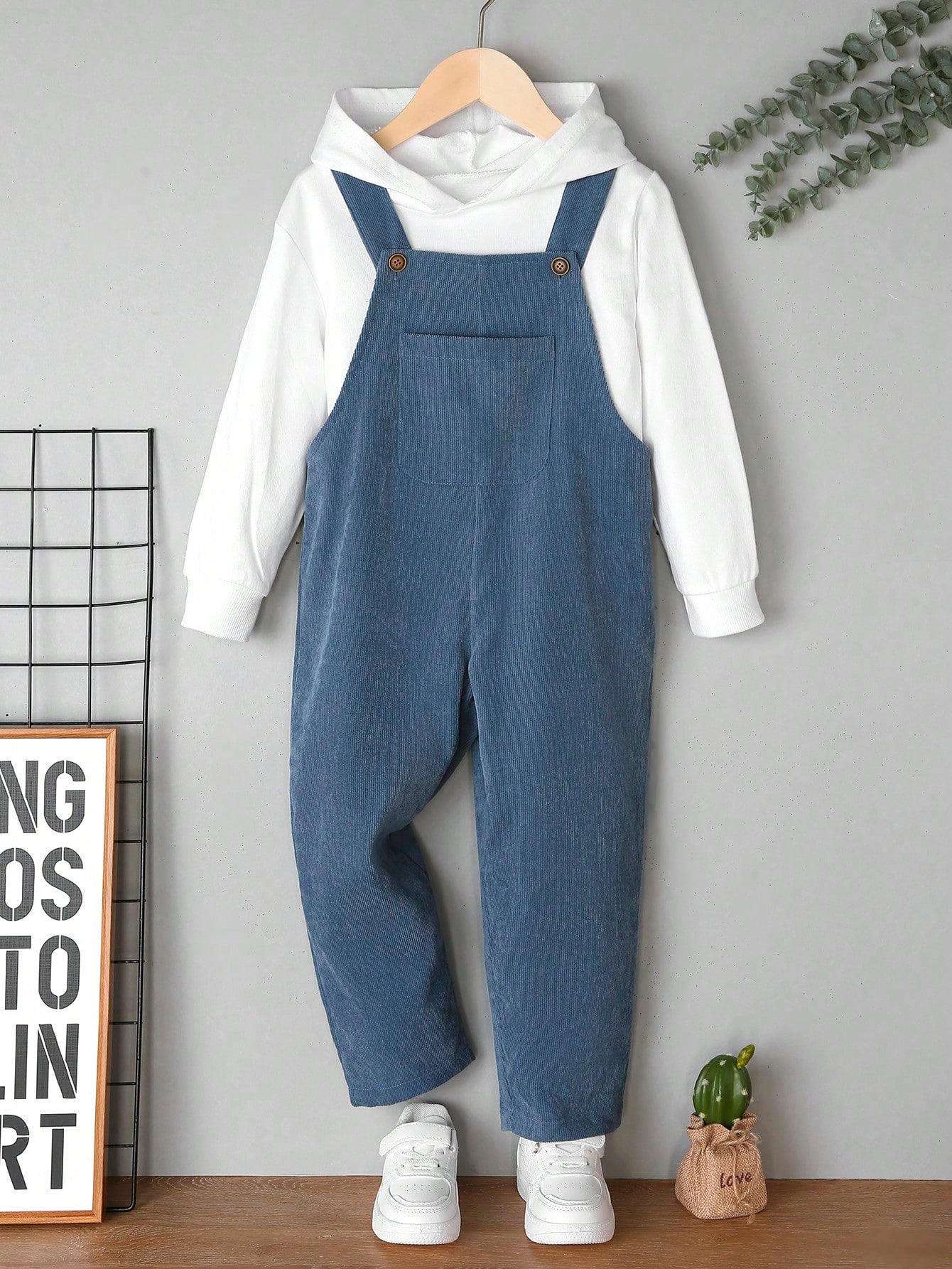 Young Boy Solid Pocket Patched Overall Jumpsuit Without Hoodie