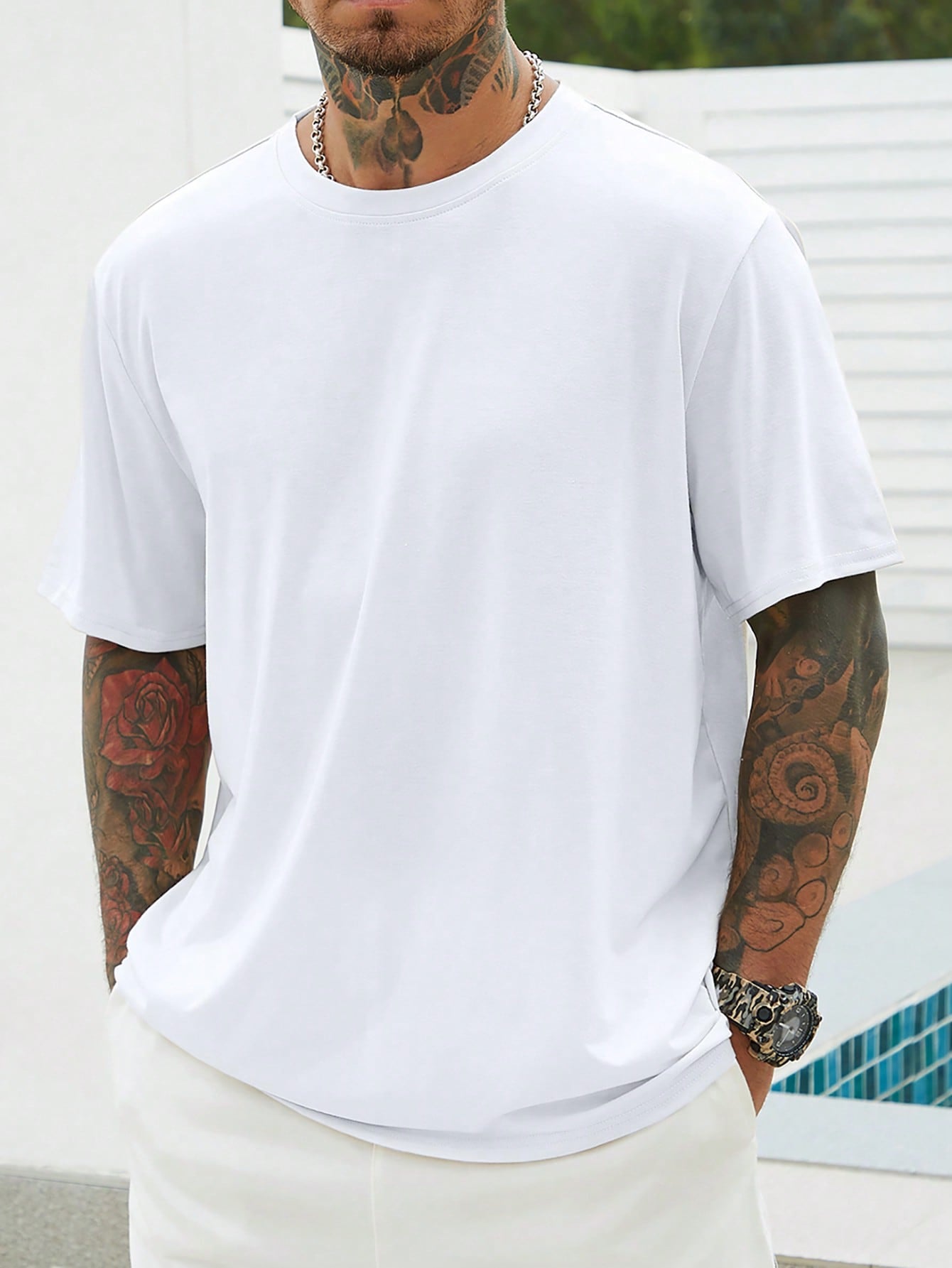 Men Plus Solid Round Neck Tee