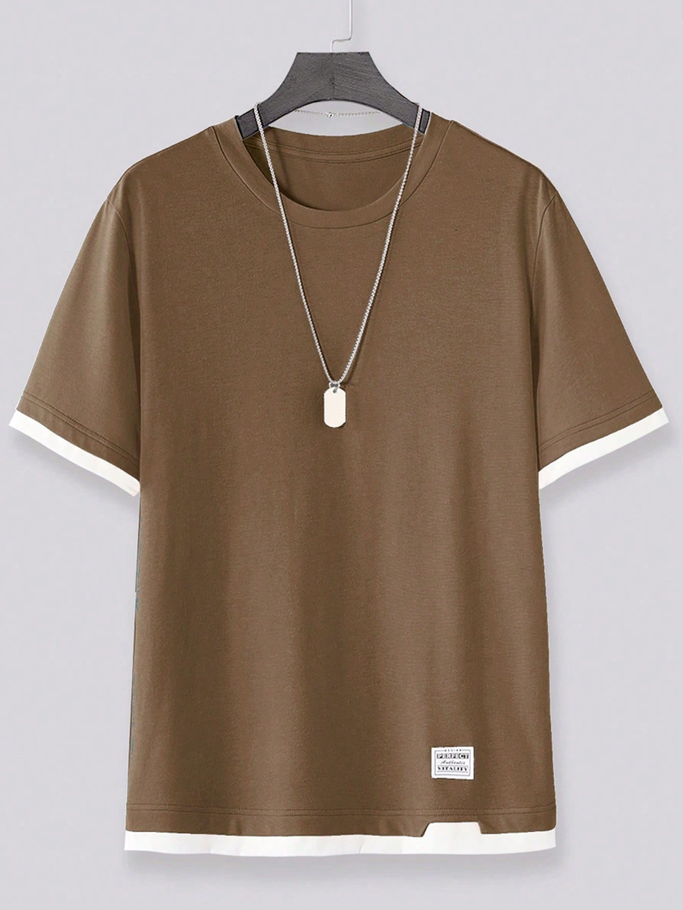 Men Plus Letter Patched Contrast Trim Tee Without Necklace