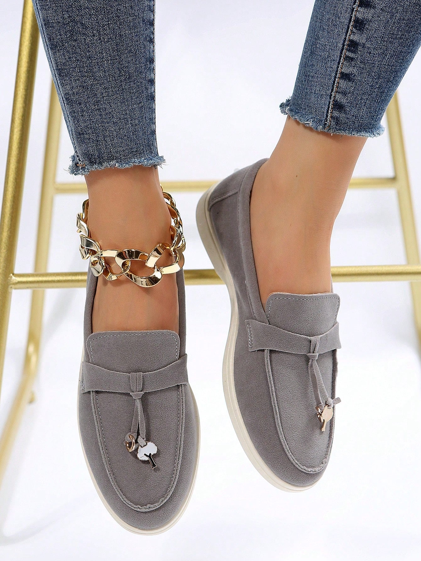 Women Flat Fashionable Comfortable Loafers For Commuting