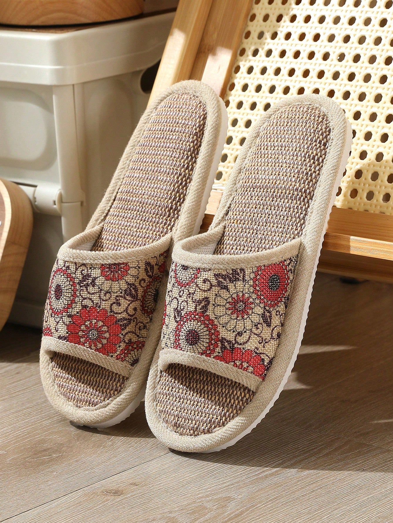 Women's Flax Slippers With Thick Sole For Indoors, Durable, Soft & Breathable For Spring, Summer, Autumn And Winter