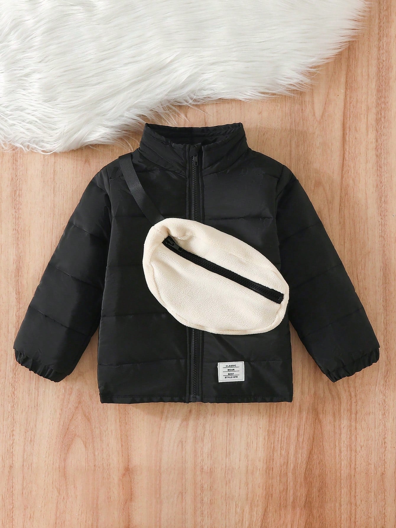 Young Boy Letter Patched Zip Up Puffer Coat