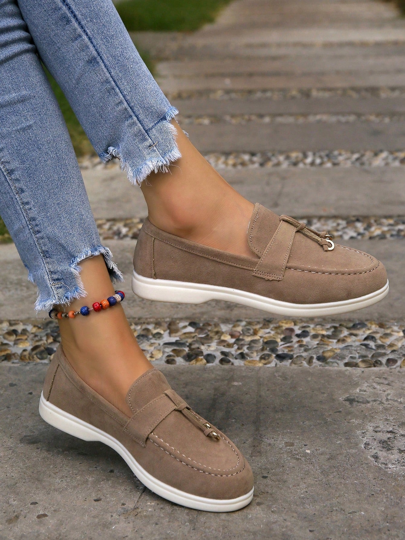 Women Metal Ring Decorated Casual Penny Loafers Flat Shoes