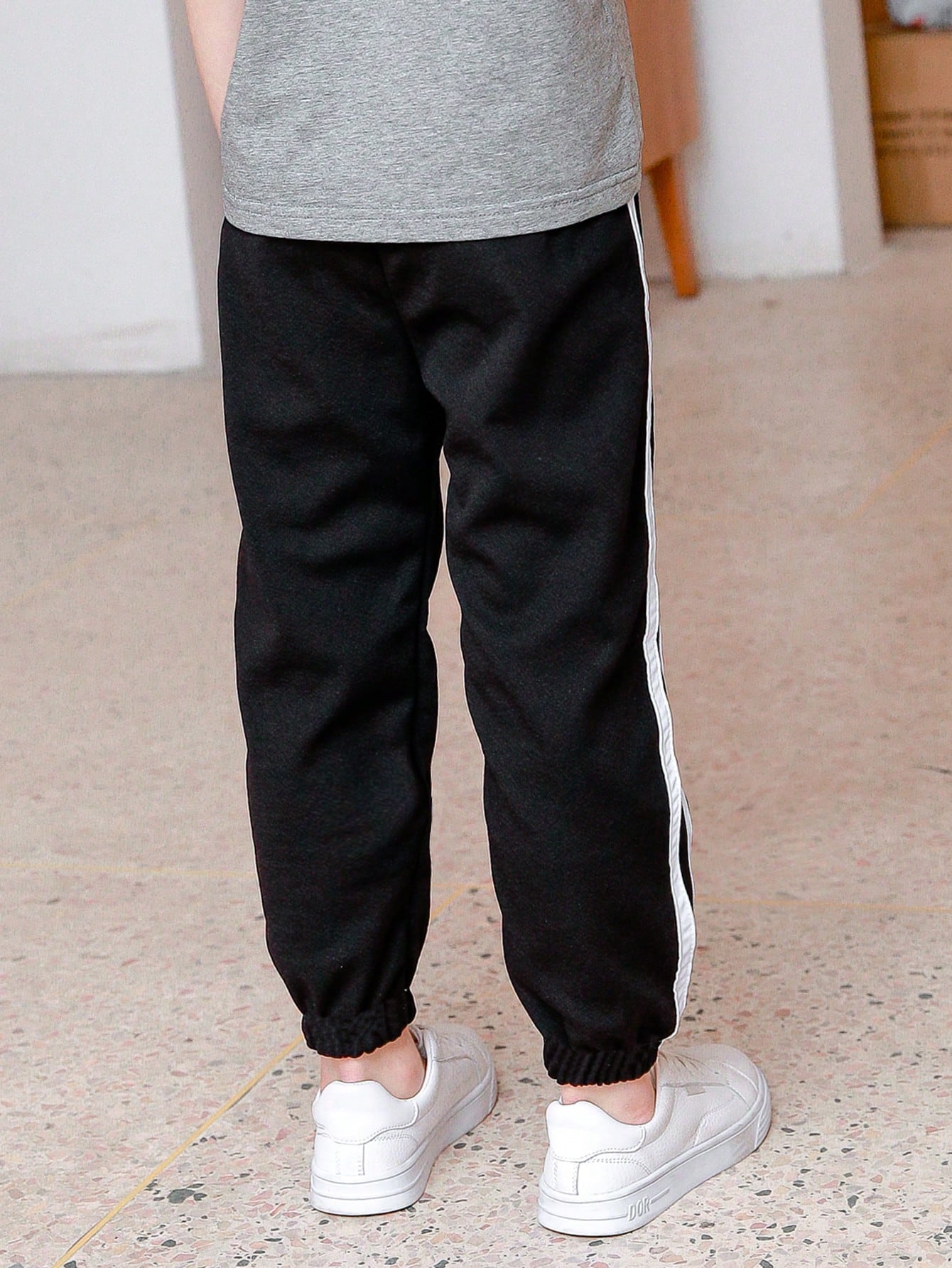 Young Boy Contrast Striped Tape Side Jogger Pants