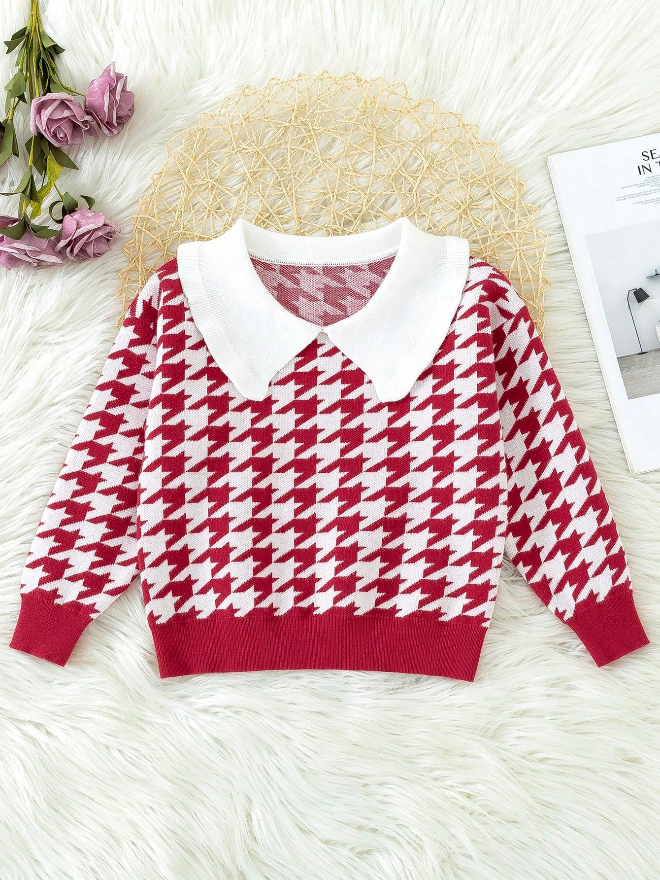 Young Girl Houndstooth Pattern Peter Pan Collar Sweater