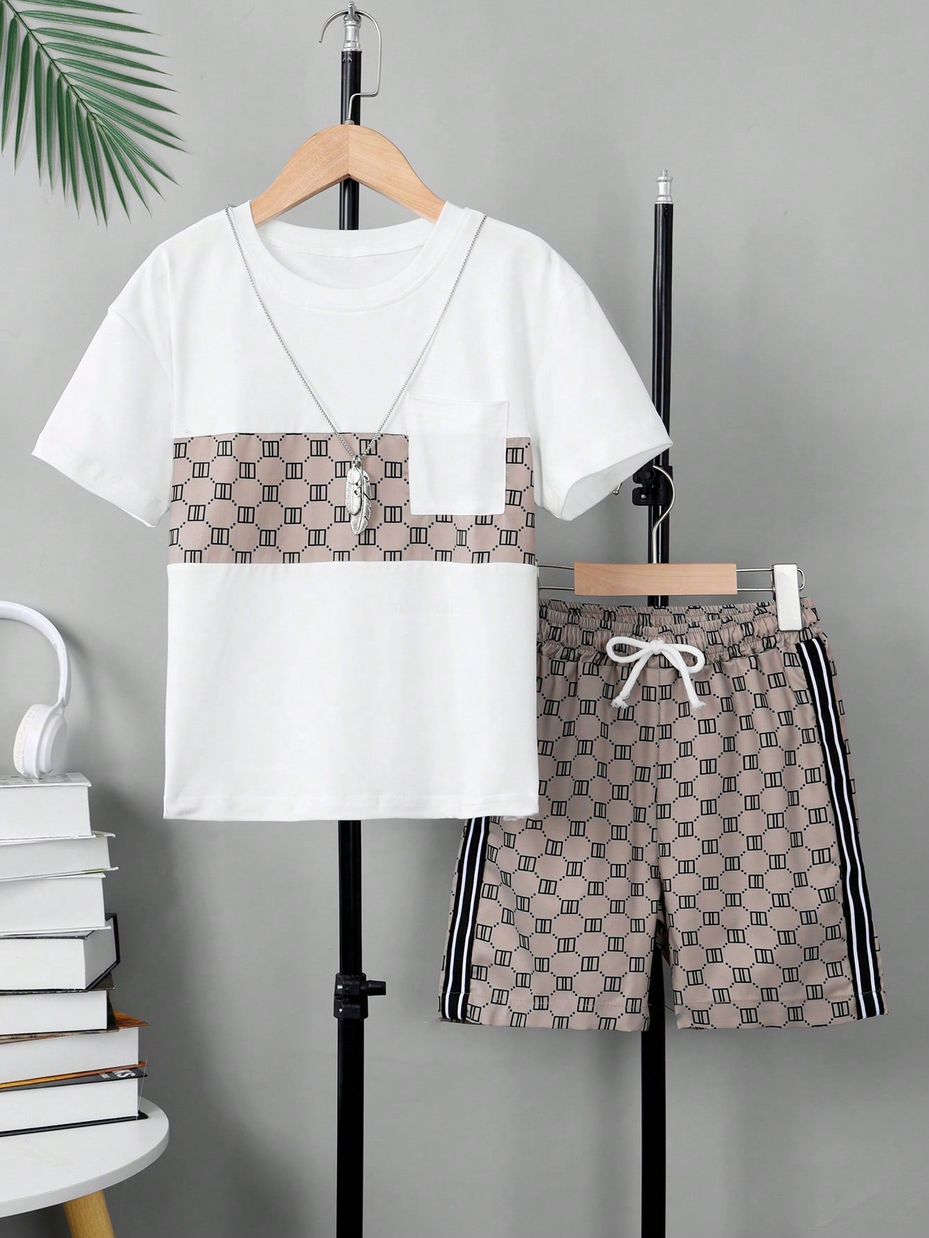 Tween Boy Summer Printed Patchwork Short Sleeve Top And Shorts 2pcs Outfit