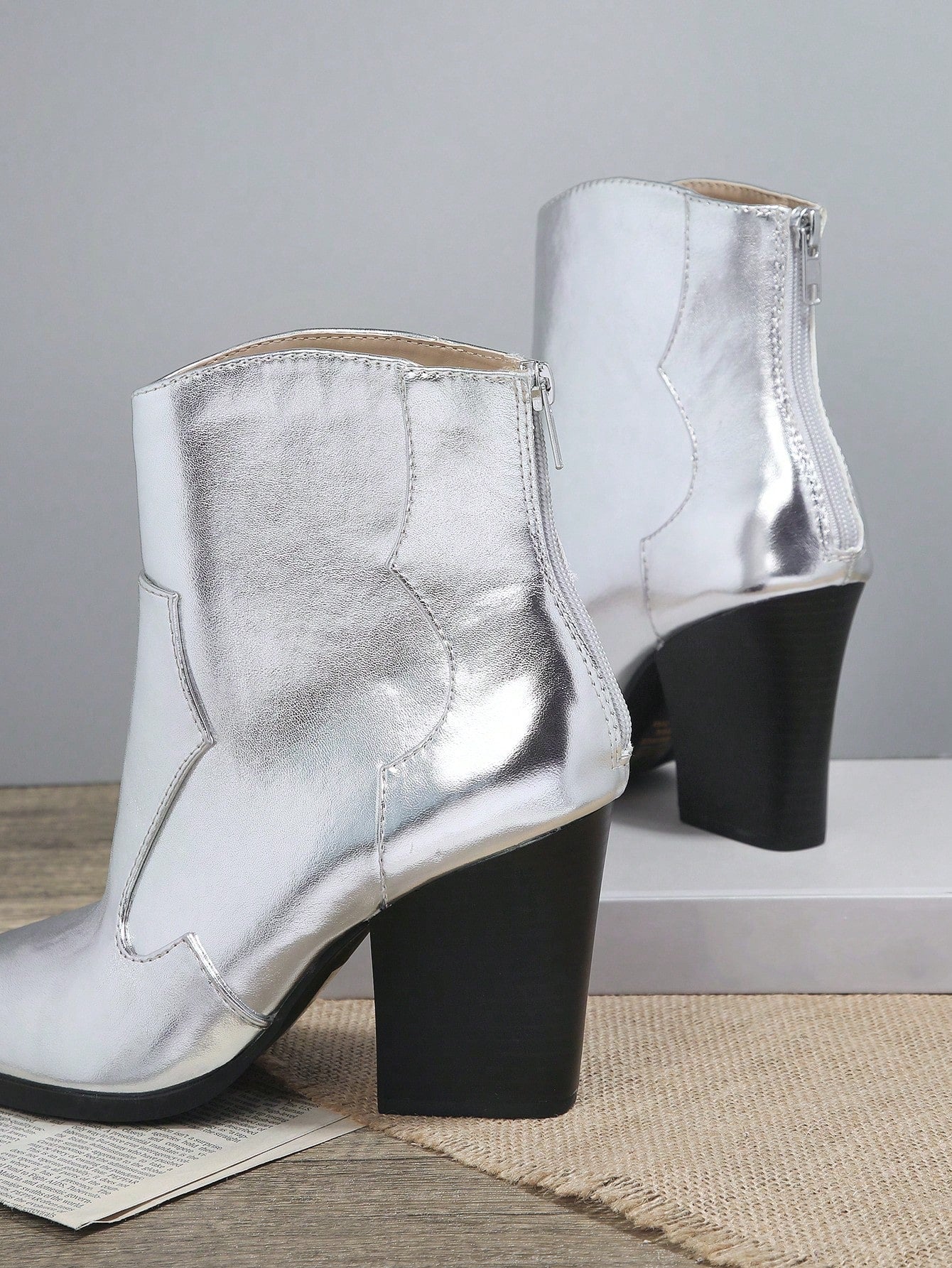 Metallic Point Toe Chunky Heeled Classic Boots