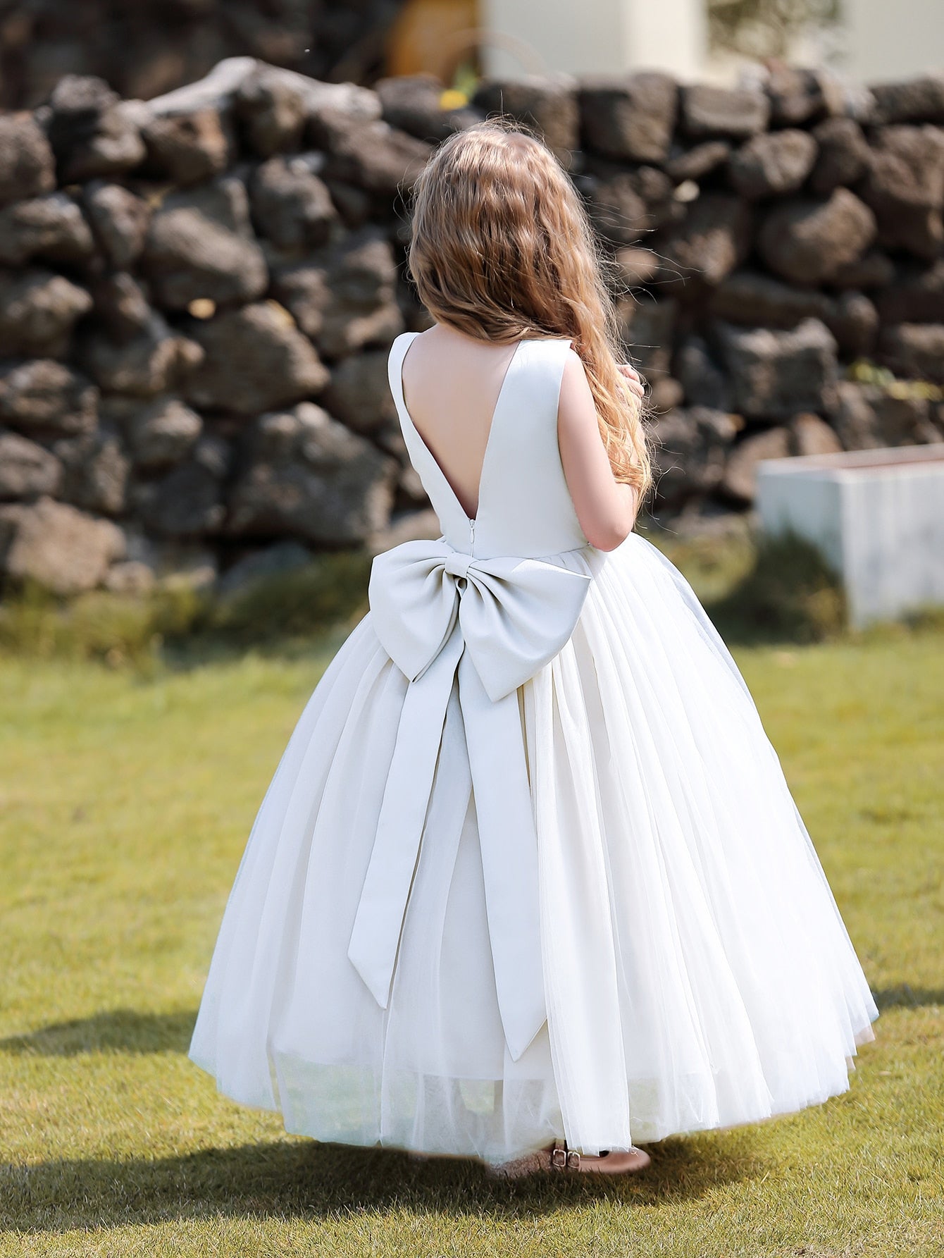 Tween Girls' White Wedding Flower Girl Dress With Large Bowknot And Long Dress