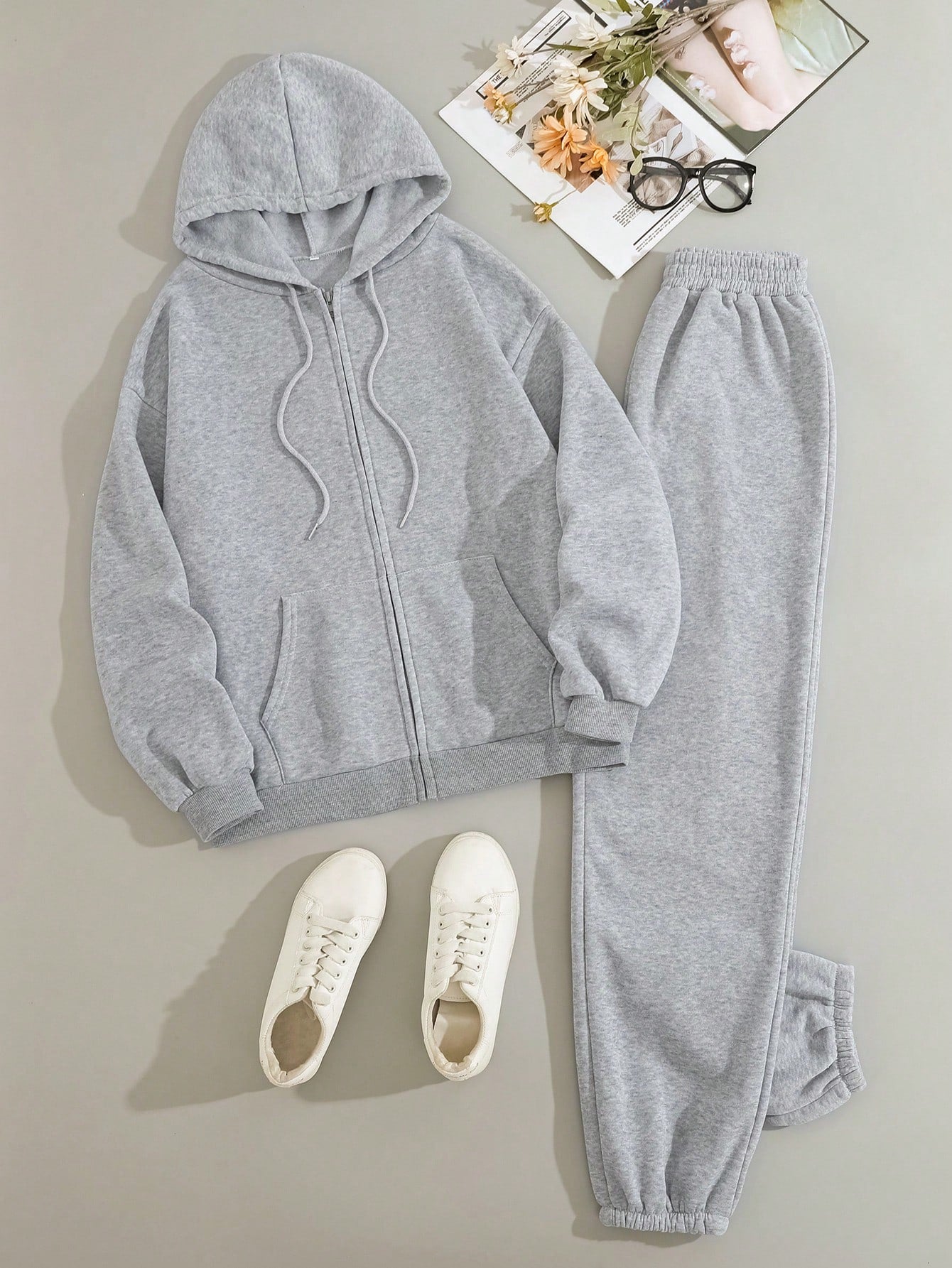 Women's Bear Pattern Printed Round Neck Long Sleeve Sweatshirt And Sweatpants Set