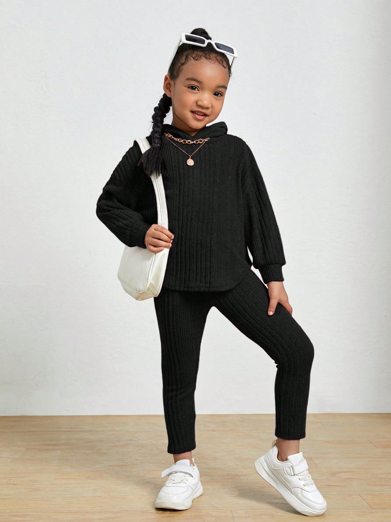 Young Girl Drop Shoulder Hoodie & Leggings