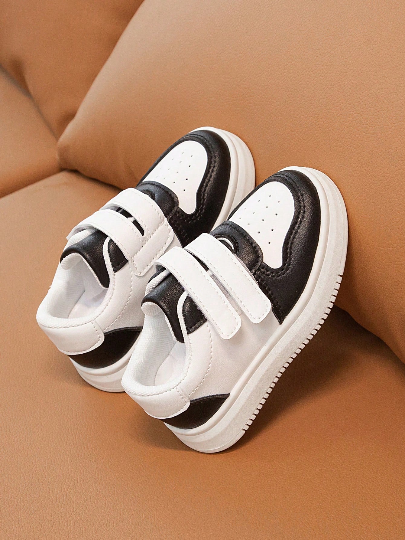 1 Pair Children's Fashionable, Trendy And Simple Sports Shoes