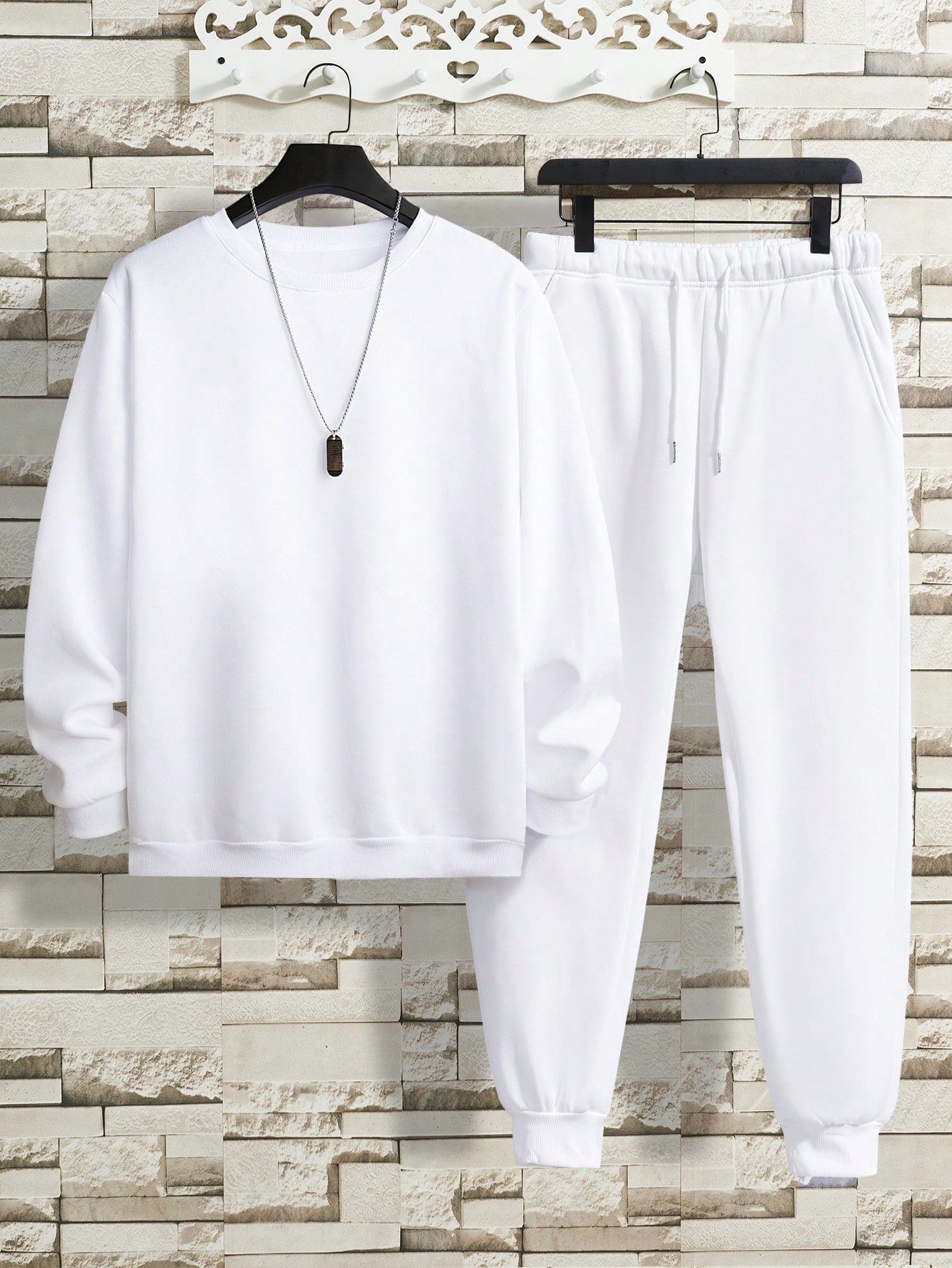 Men Solid Sweatshirt & Drawstring Waist Sweatpants