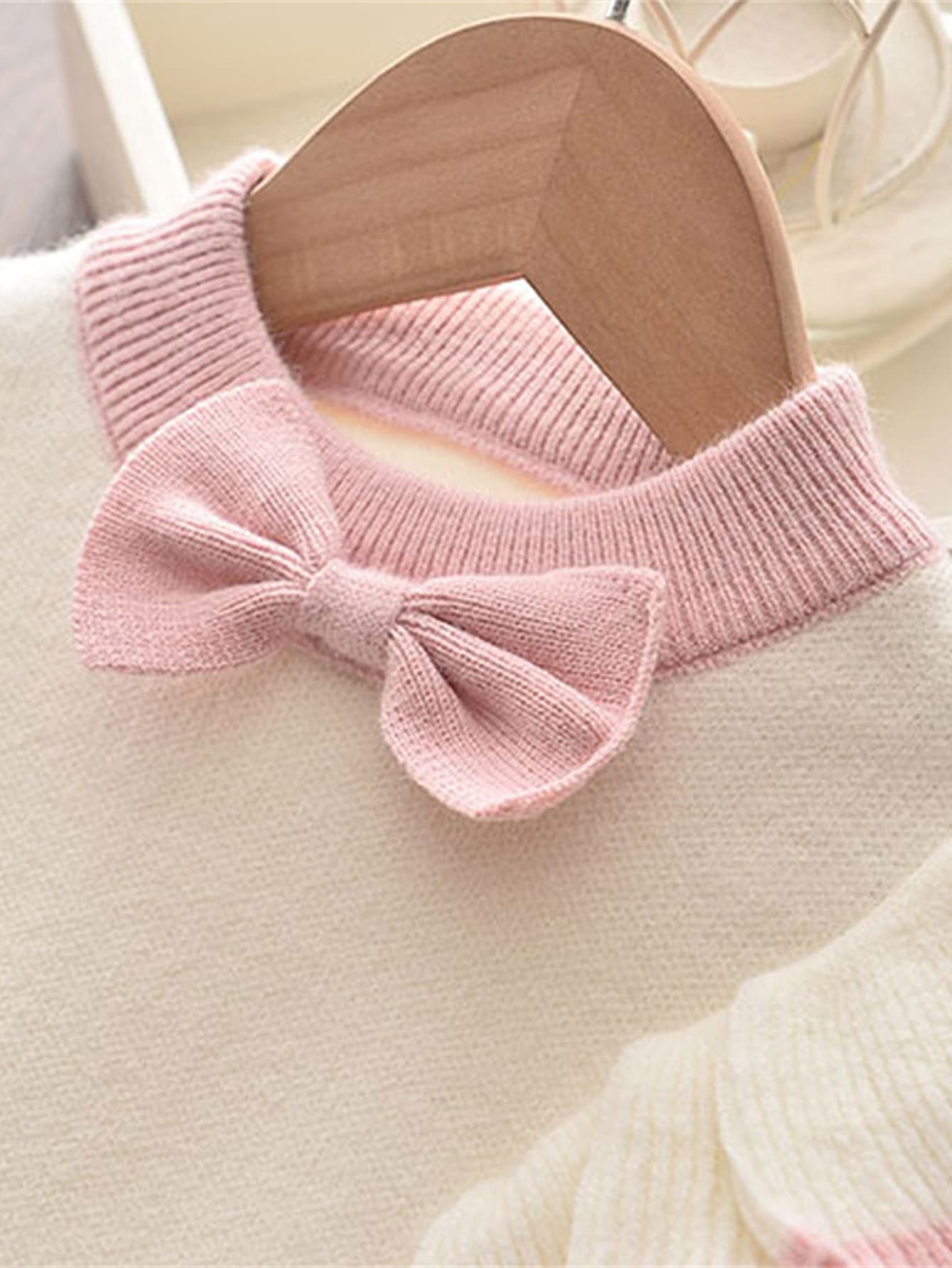 2pcs/set Young Girls' Simple & Cute Long Sleeve Top With Ruffle Hem & Pleated Skirt With Bowknot Design For Autumn/winter