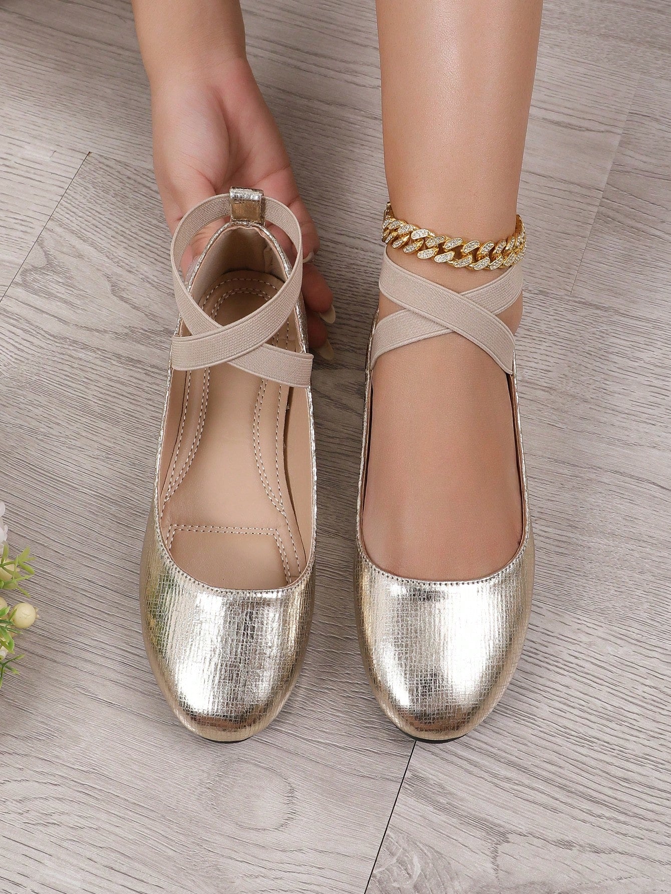 Fashionable Soft-Sole Women Dance Shoes, Perfect For Formal Dress Performance And Shows