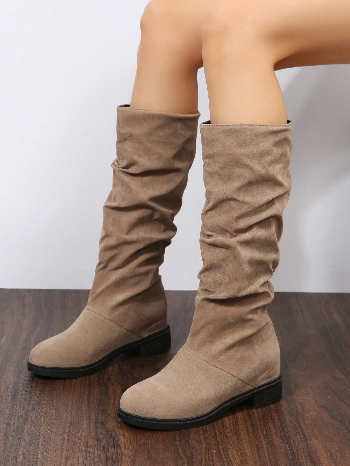 Women's Fashionable Height Increasing Boots, Autumn/winter New Casual Knee-high Boots