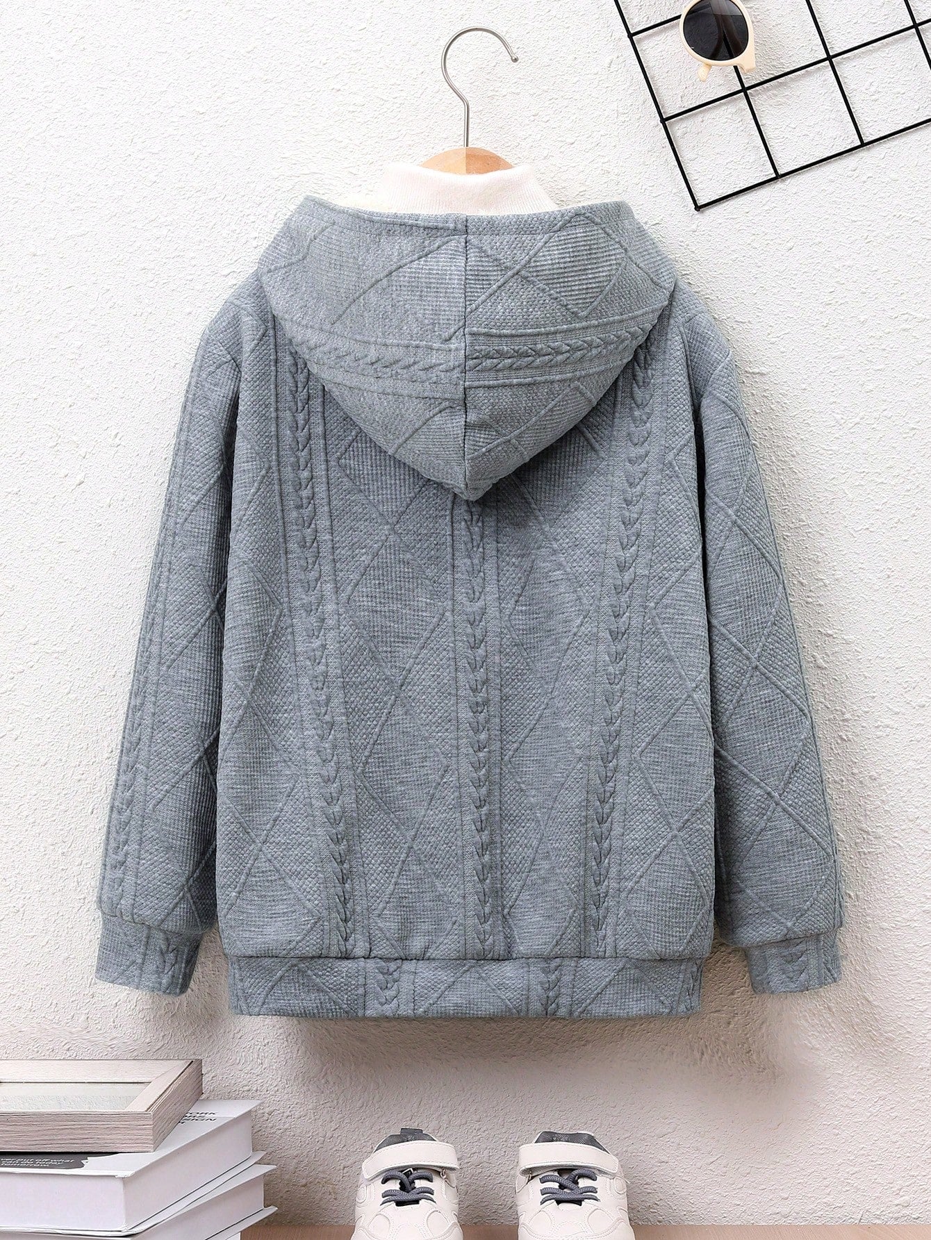 Tween Boy Letter Patched Detail Thermal Lined Hooded Coat Without Sweater