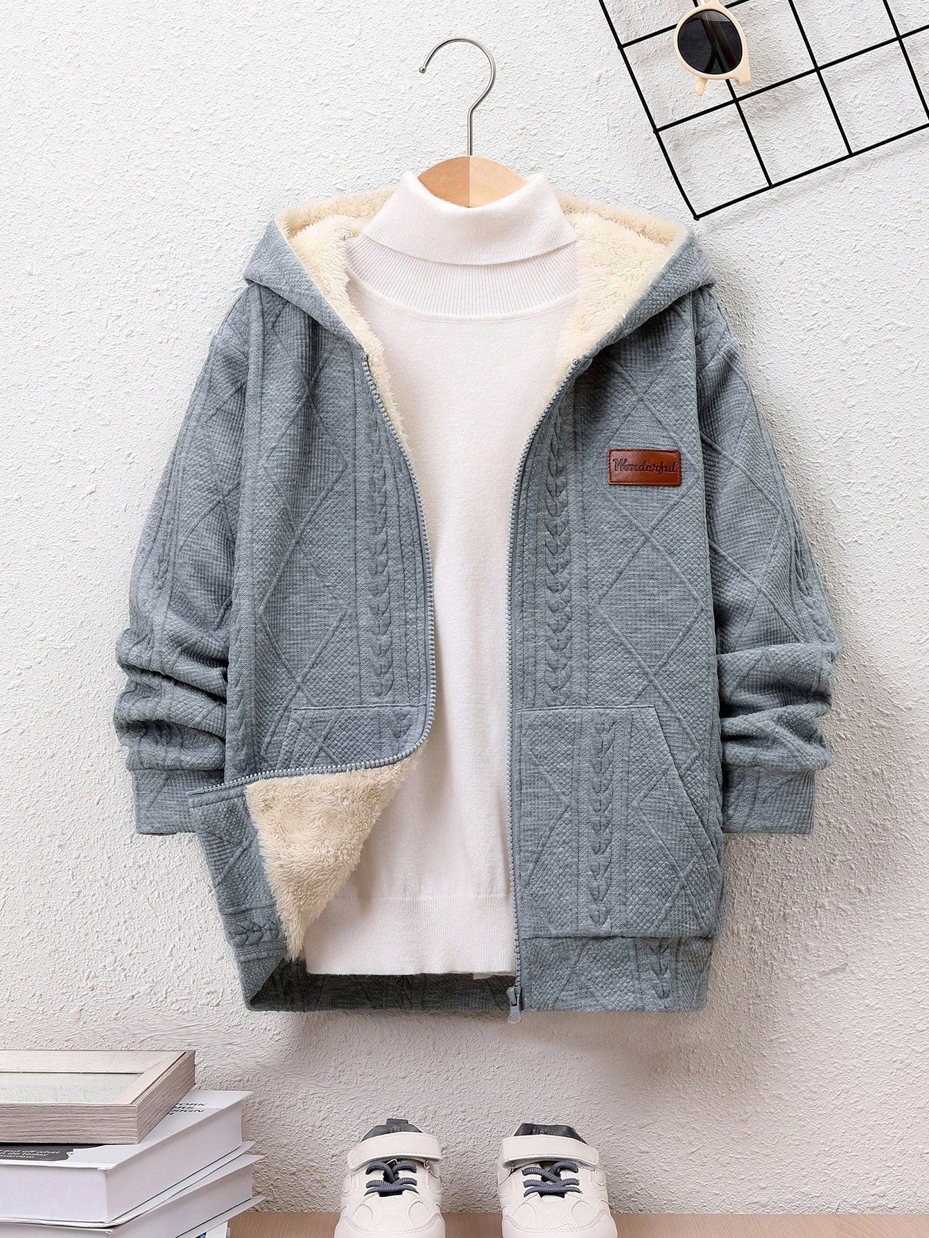 Tween Boy Letter Patched Detail Thermal Lined Hooded Coat Without Sweater