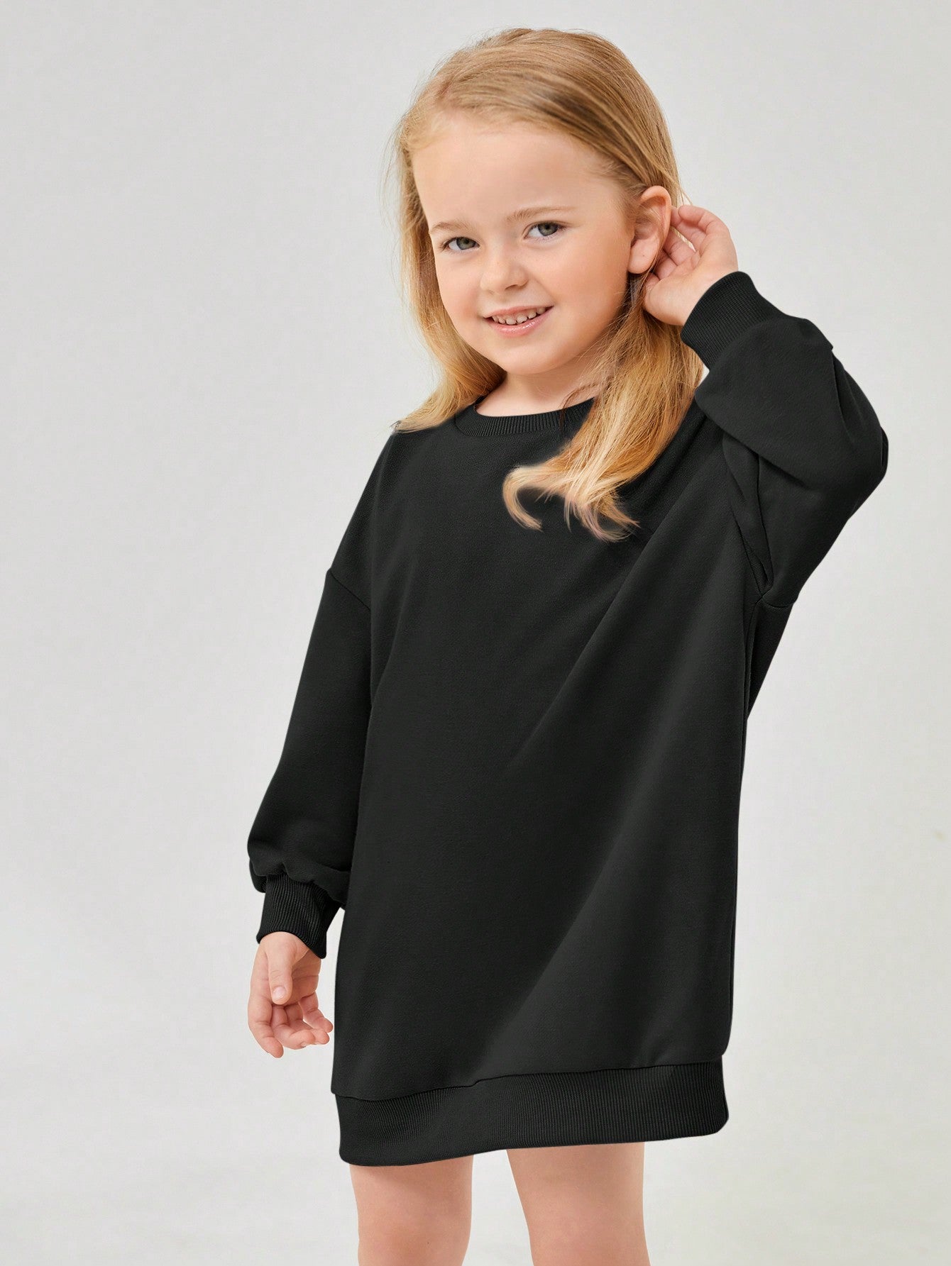 Young Girl Basic Classic Round Neck Pullover Sweatshirt With Long Sleeves