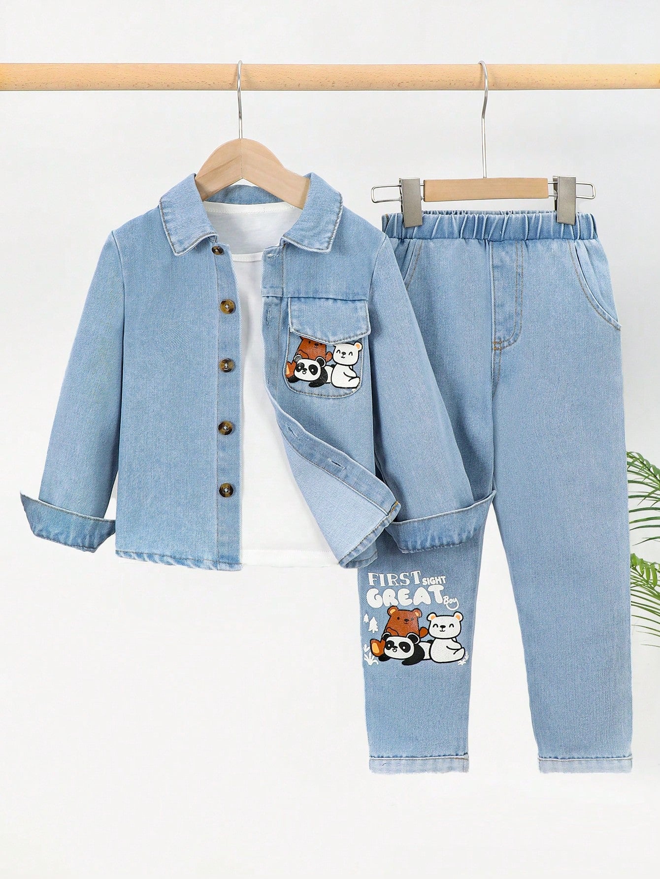 Young Boys' Casual Printed Bear Design Distressed Jacket & Letter Decor Denim Long Pants