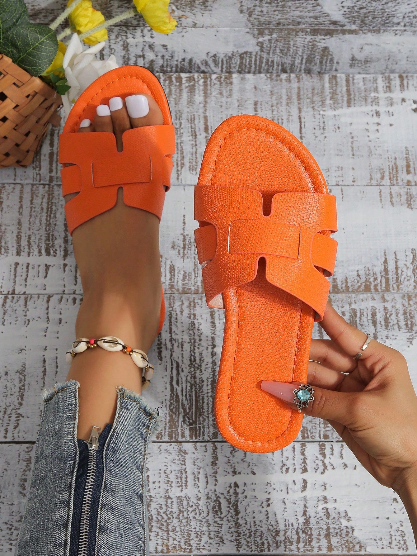 Women Cut Out Slide Sandals, Funky Summer Flat Sandals