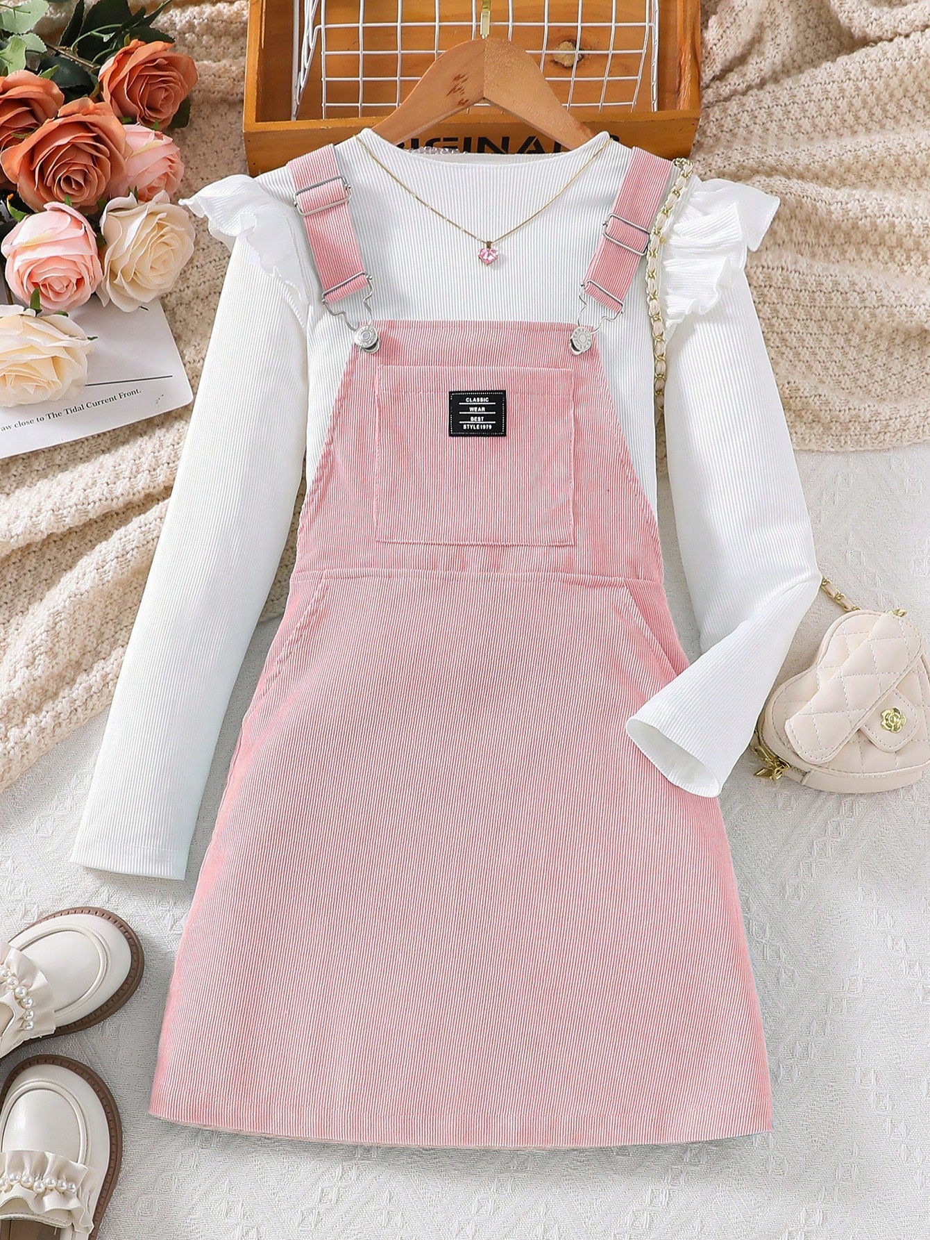 Tween Girl Letter Patched Detail Corduroy Overall Dress Without Tee