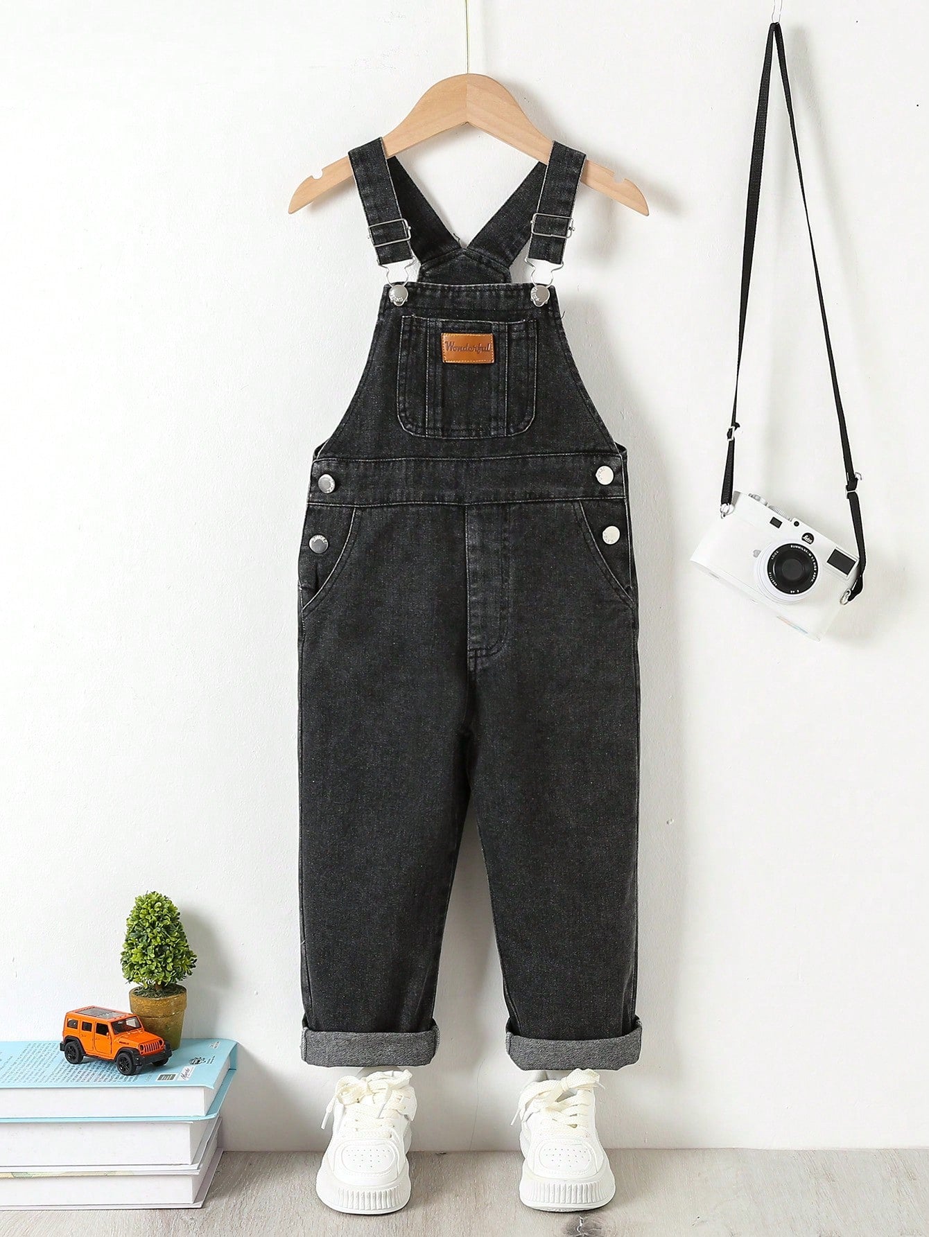 Young Boys' Washed Retro Letter Patch Denim Overalls