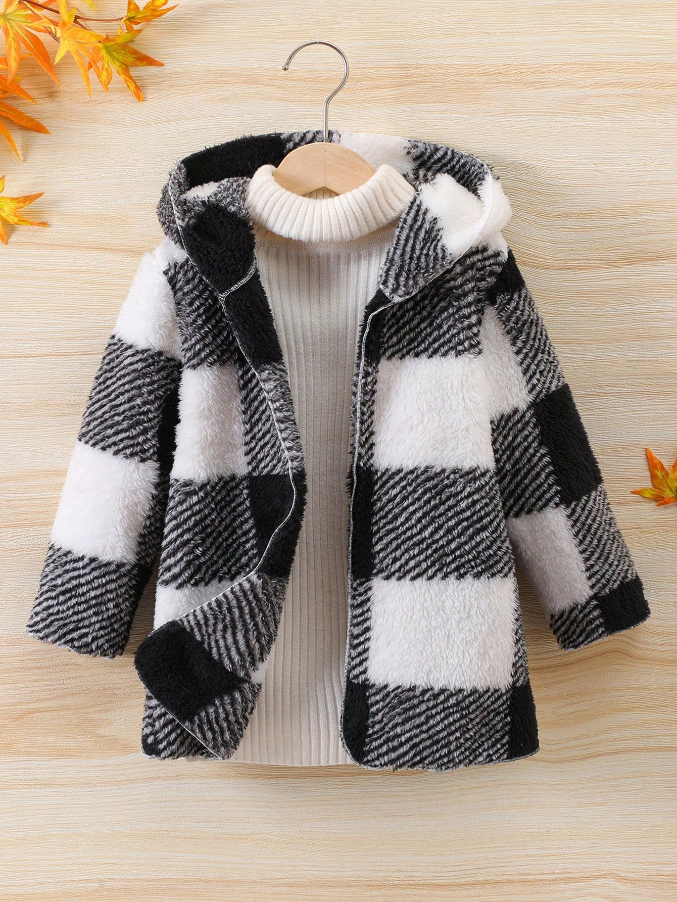 Young Girl Buffalo Plaid Pattern Hooded Teddy Coat Without Sweater