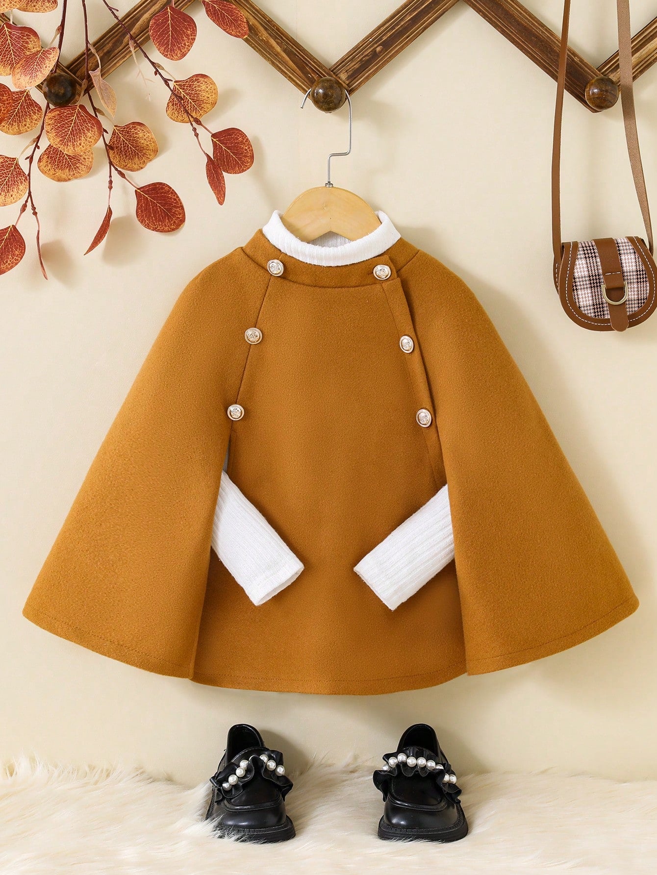 Young Girl Beige Color Splice Button Cape Shawl Detail Ladylike Style Woolen Coat For Autumn And Winter