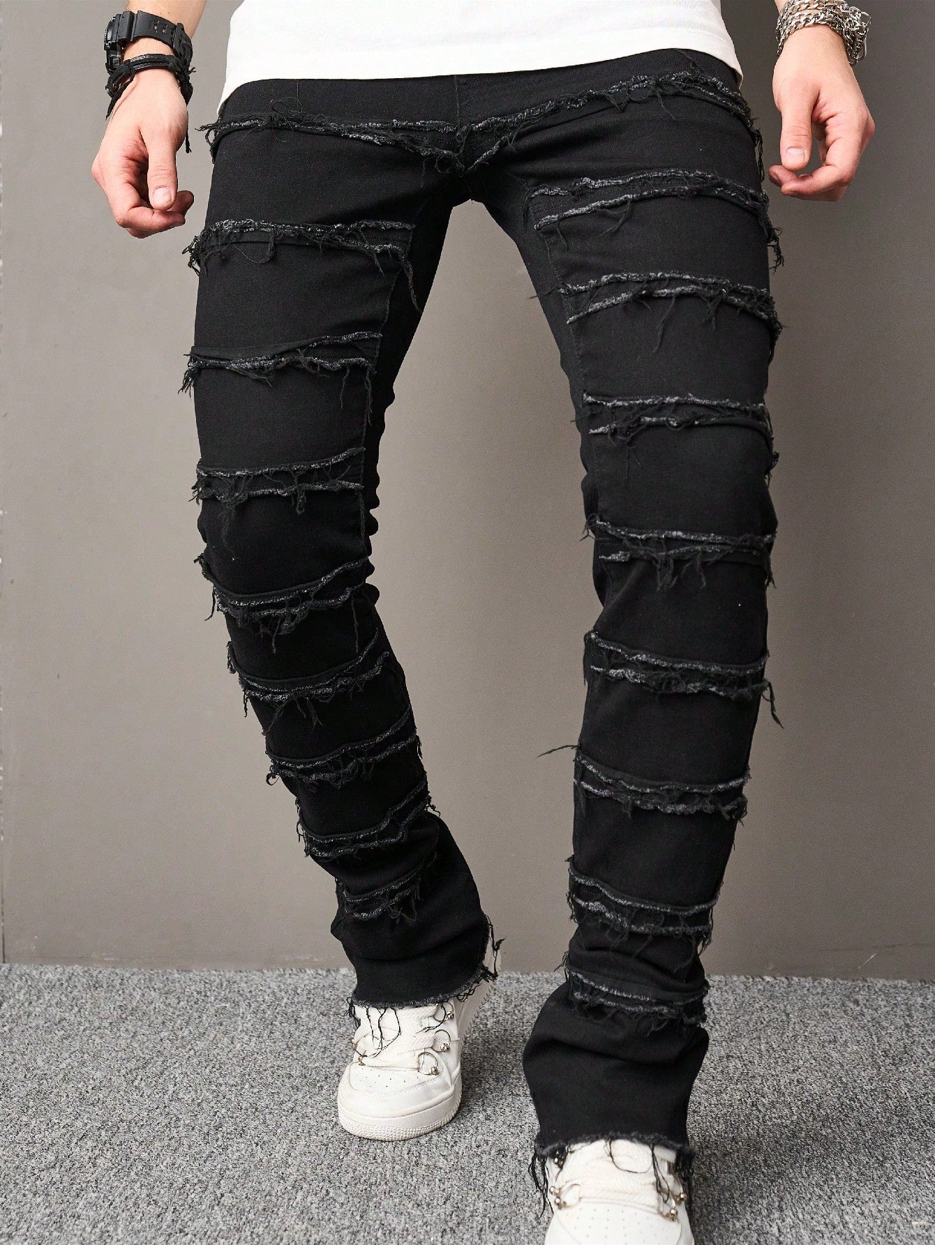 Men Raw Trim Skinny Jeans