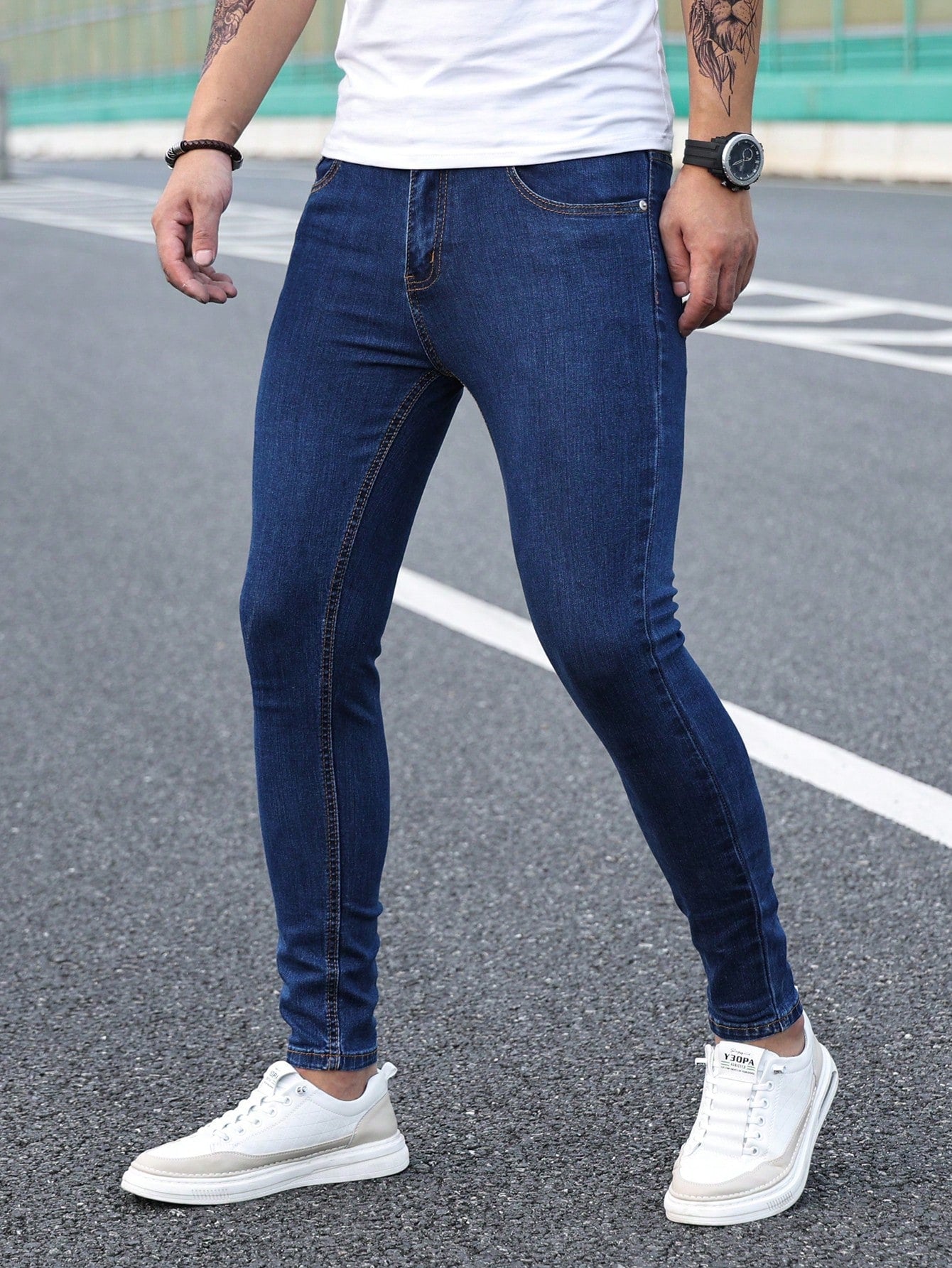 Men Cotton Solid Skinny Jeans