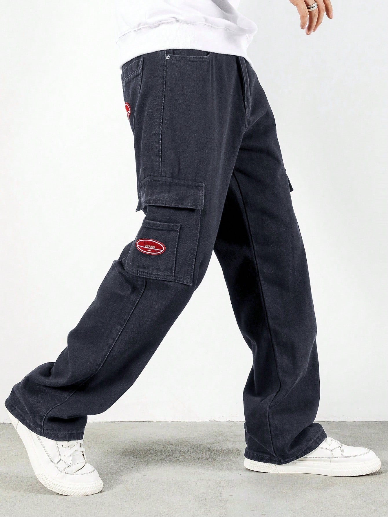 Men Cotton Embroidery Flap Pockets Cargo Jeans