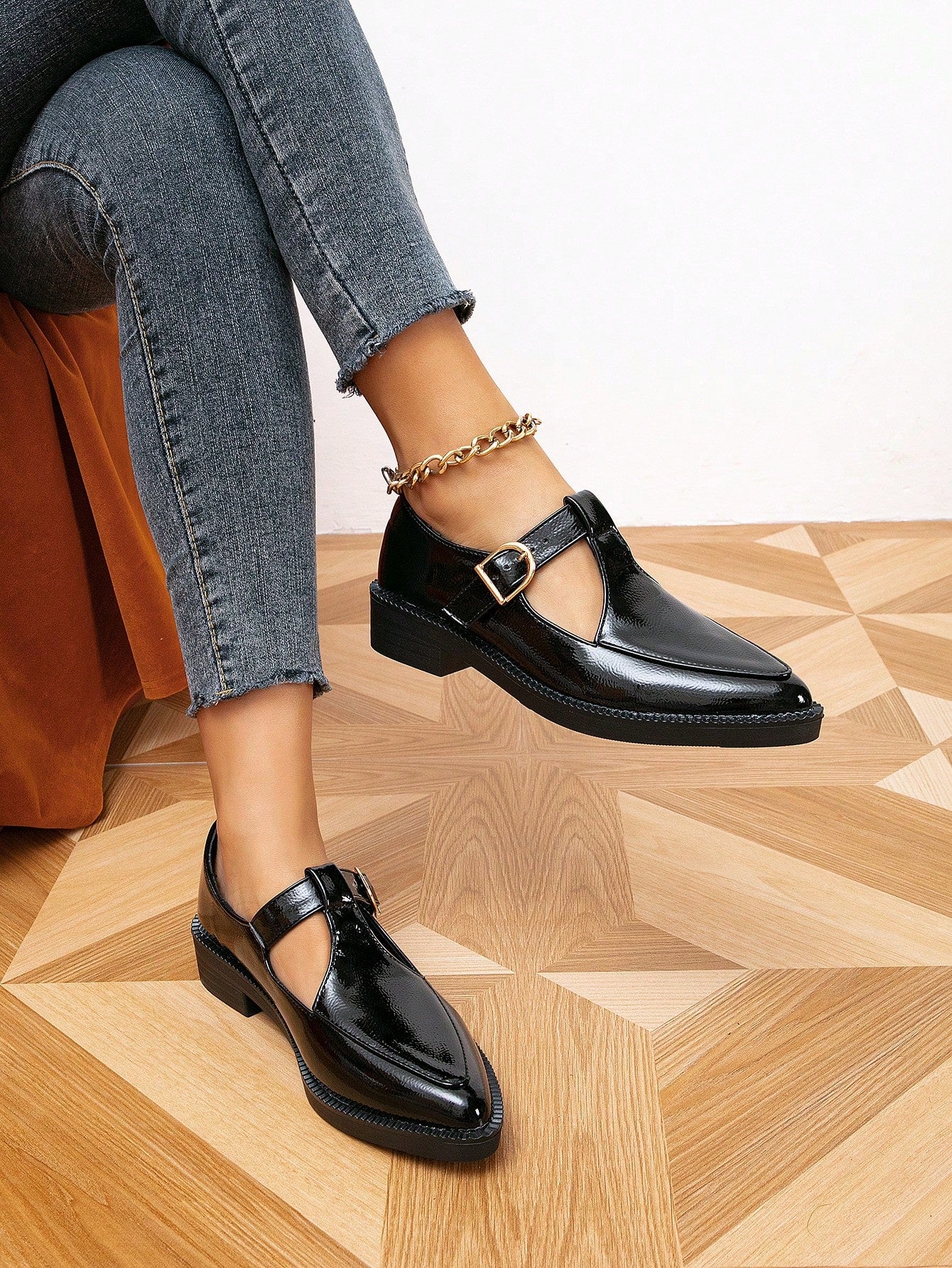 Women's Flat Chunky Heels Pointed Toe Brock Style Slip-on Loafers