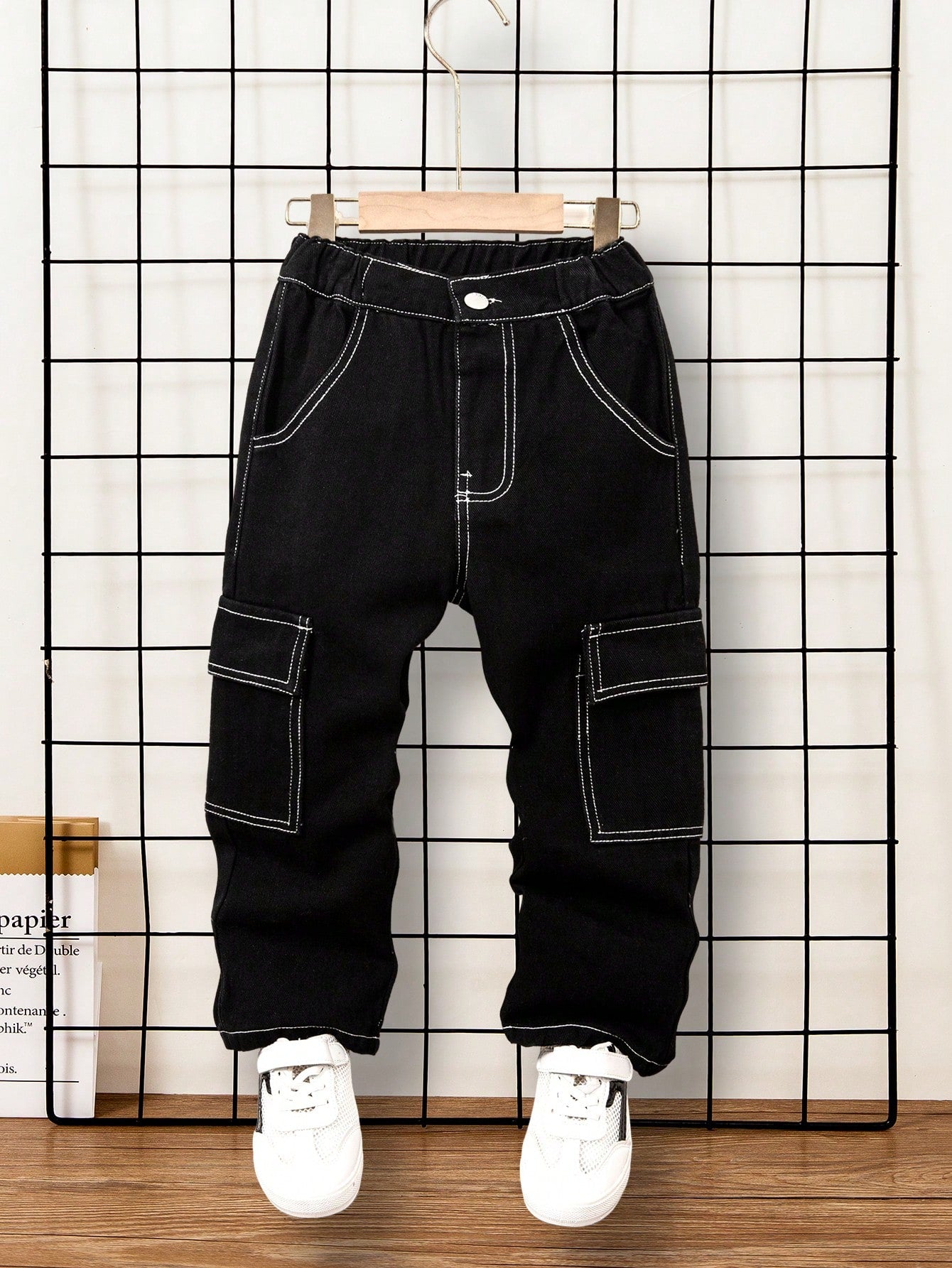 Young Boy Streetwear Casual Loose Straight Wide-Legged Patchwork Jeans With White Accent Stitching