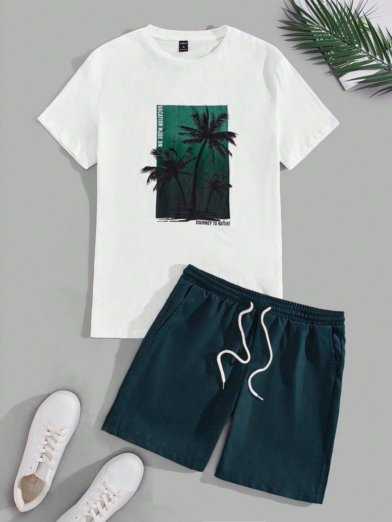 Men Tropical Print Tee & Drawstring Waist Shorts