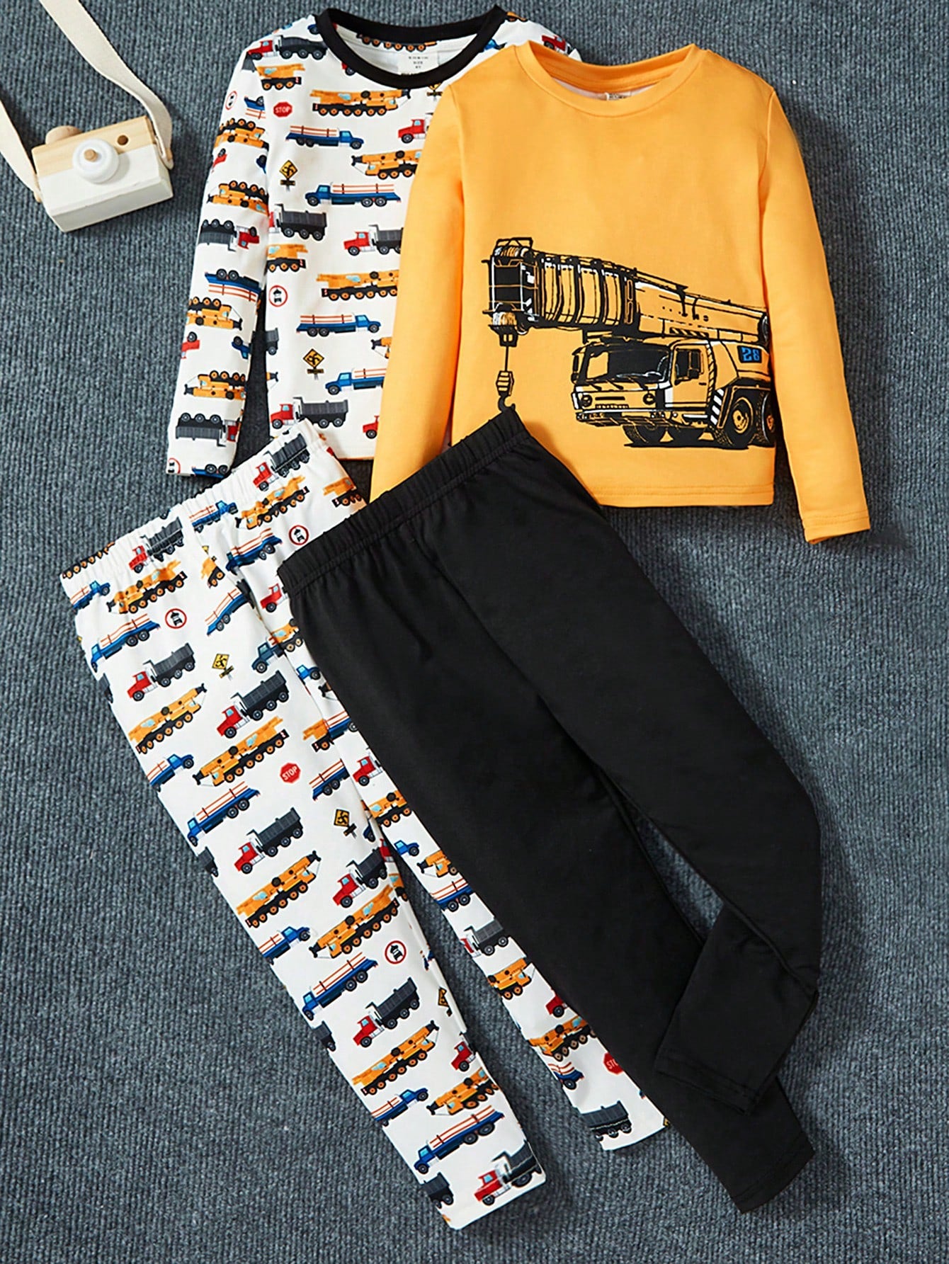 Young Boy Truck Print 2sets Sleep Tee & Drawstring Waist Pants Snug Fit PJ Set