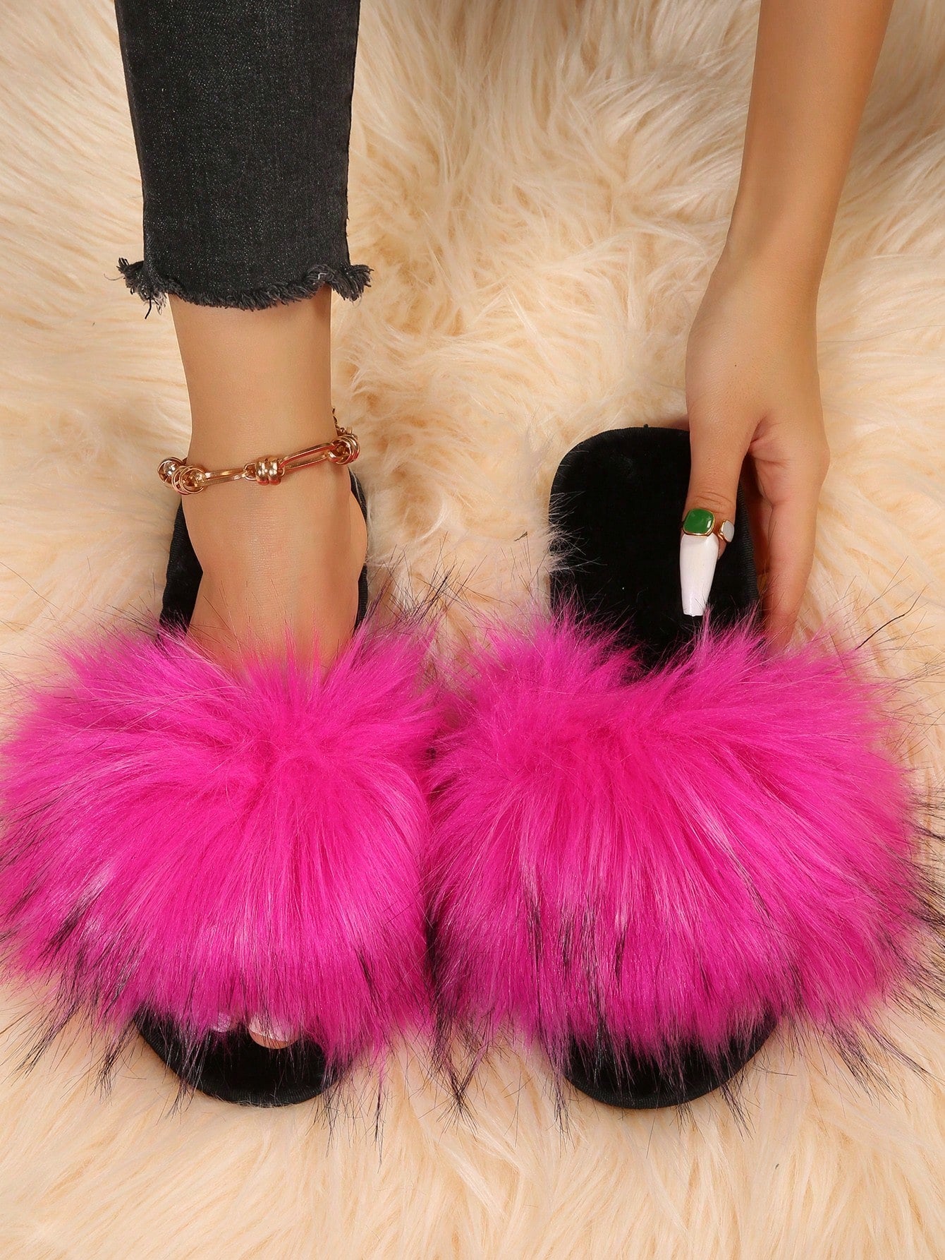 Women Minimalist Fuzzy Bedroom Slippers, Fashion Indoor Home Slippers