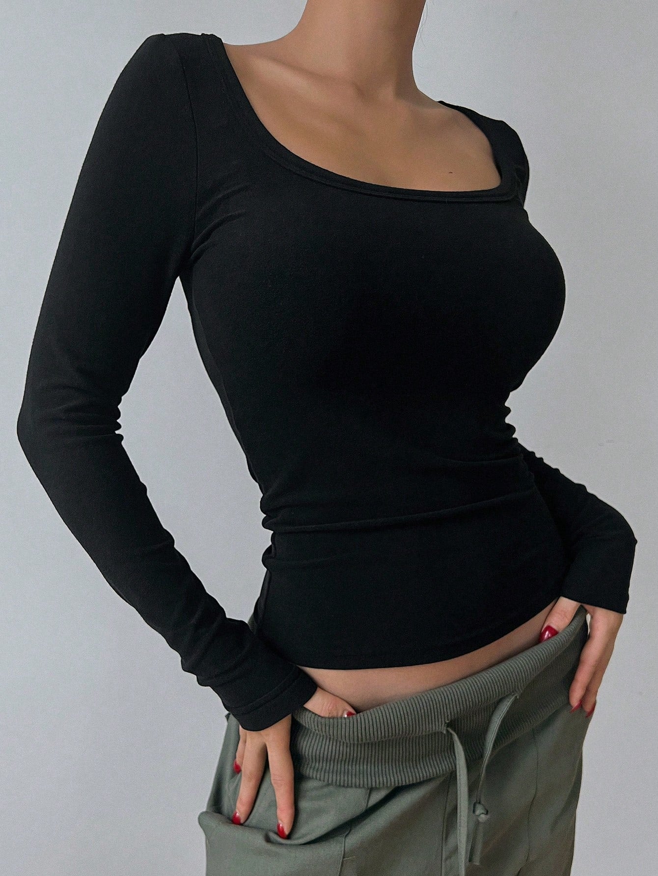 Scoop Neck Solid Slim Thermal Lined Tee