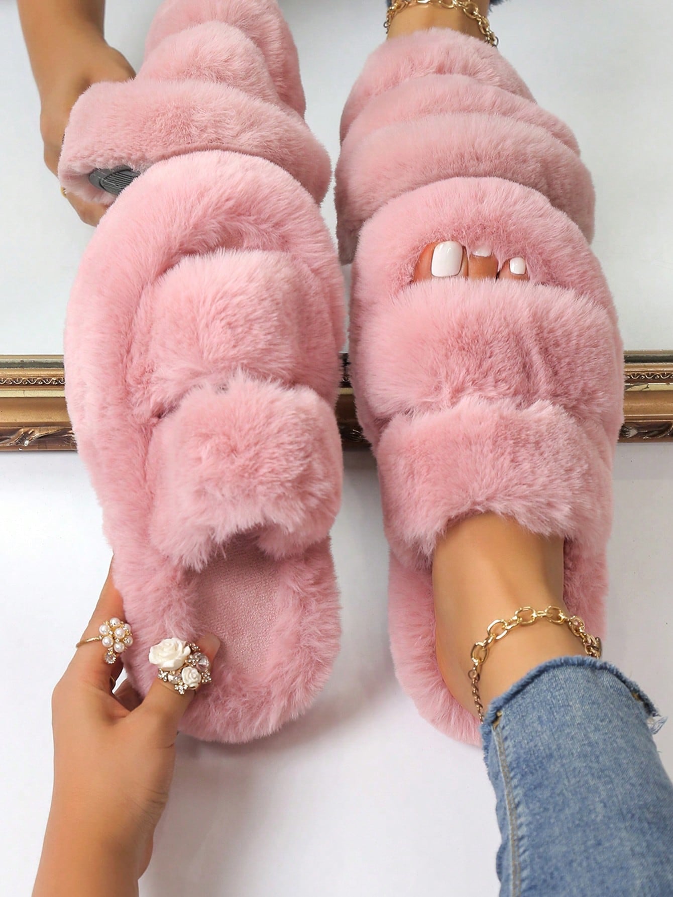 Women's Furry Open-toe Platform Slippers, Comfortable Solid Color Anti-skid Shoes, Soft Anti-skid Home Slippers